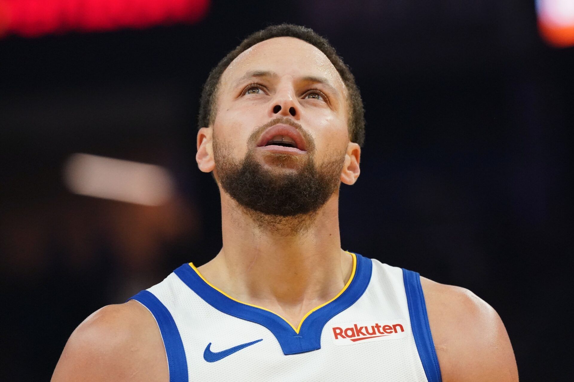 Golden State Warriors guard Stephen Curry (30) looks at the scoreboard during a game against the Toronto Raptors in the second quarter at Chase Center.