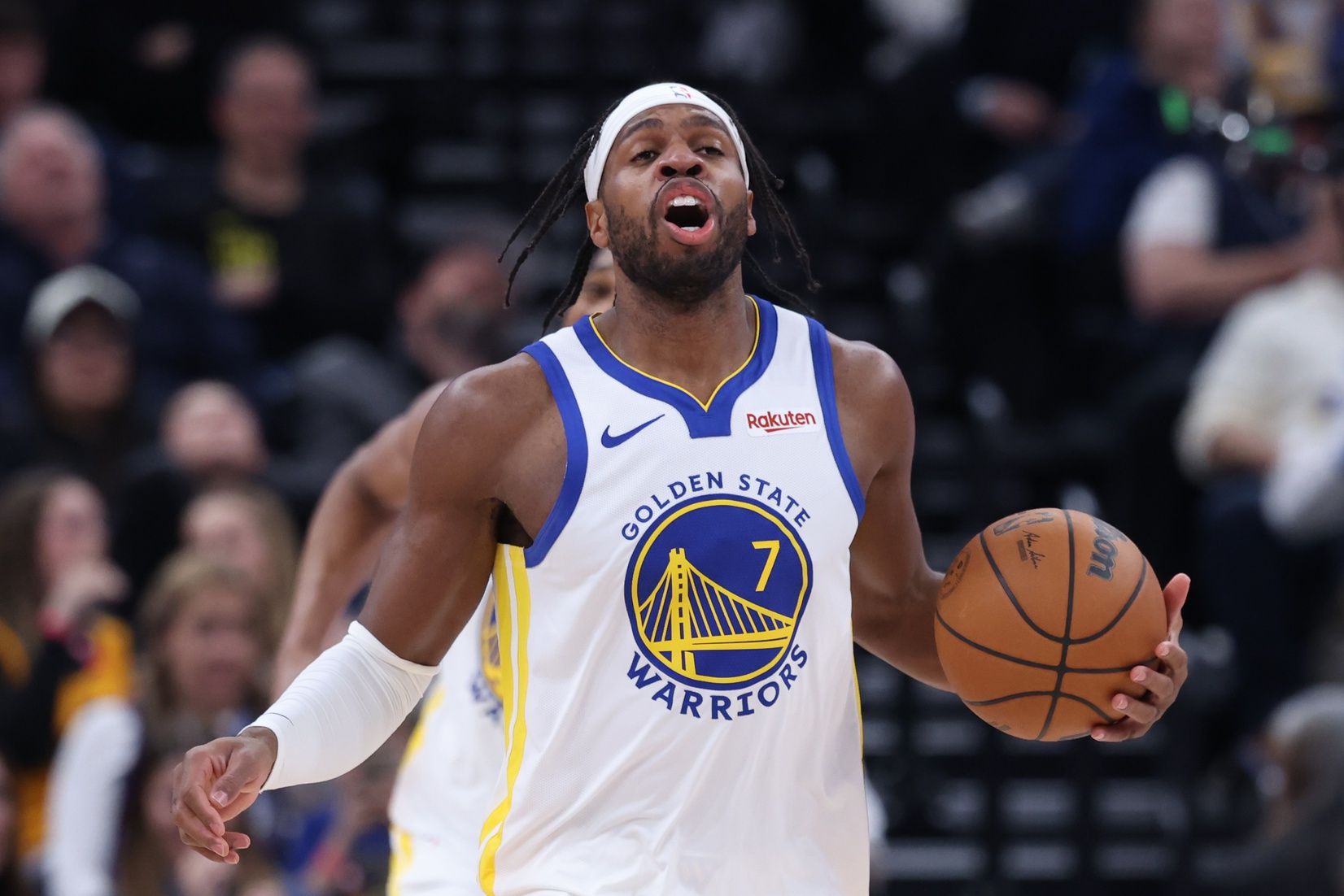 Golden State Warriors guard Buddy Hield (7) reacts after a play against the Utah Jazz during the second half at Delta Center.