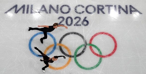 [US, Mexico & Canada customers only] Feb 2, 2026, ITALY; Madison Chock and Evan Bates (USA) practice in preparation for the Milano Cortina 2026 Olympic Winter Games.