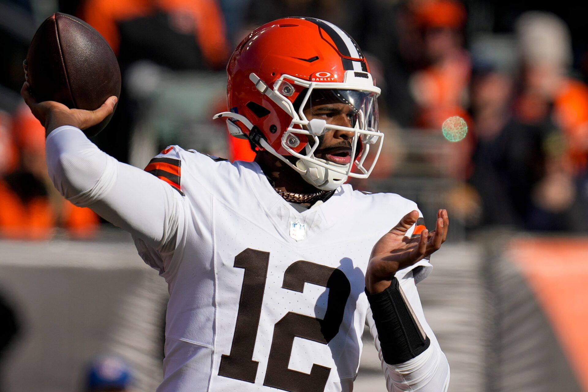 Cleveland Browns quarterback Shedeur Sanders (12) throws a pass in the first quarter of the NFL Week 18 game between the Cincinnati Bengals and the Cleveland Browns at Paycor Stadium in Downtown Cincinnati on Sunday, Jan. 4, 2026.