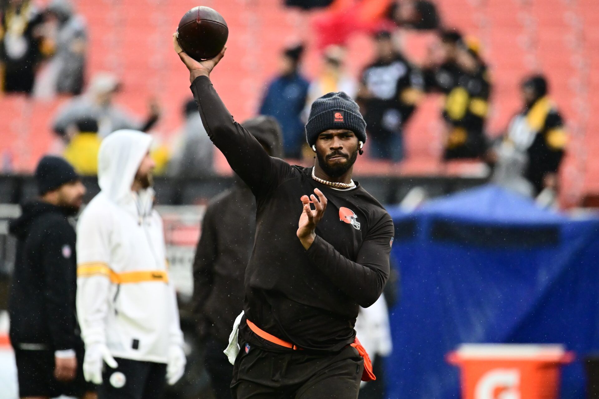 Cleveland Browns quarterback Shedeur Sanders (12) warms up before the game against the Pittsburgh Steelers at Huntington Bank Field.