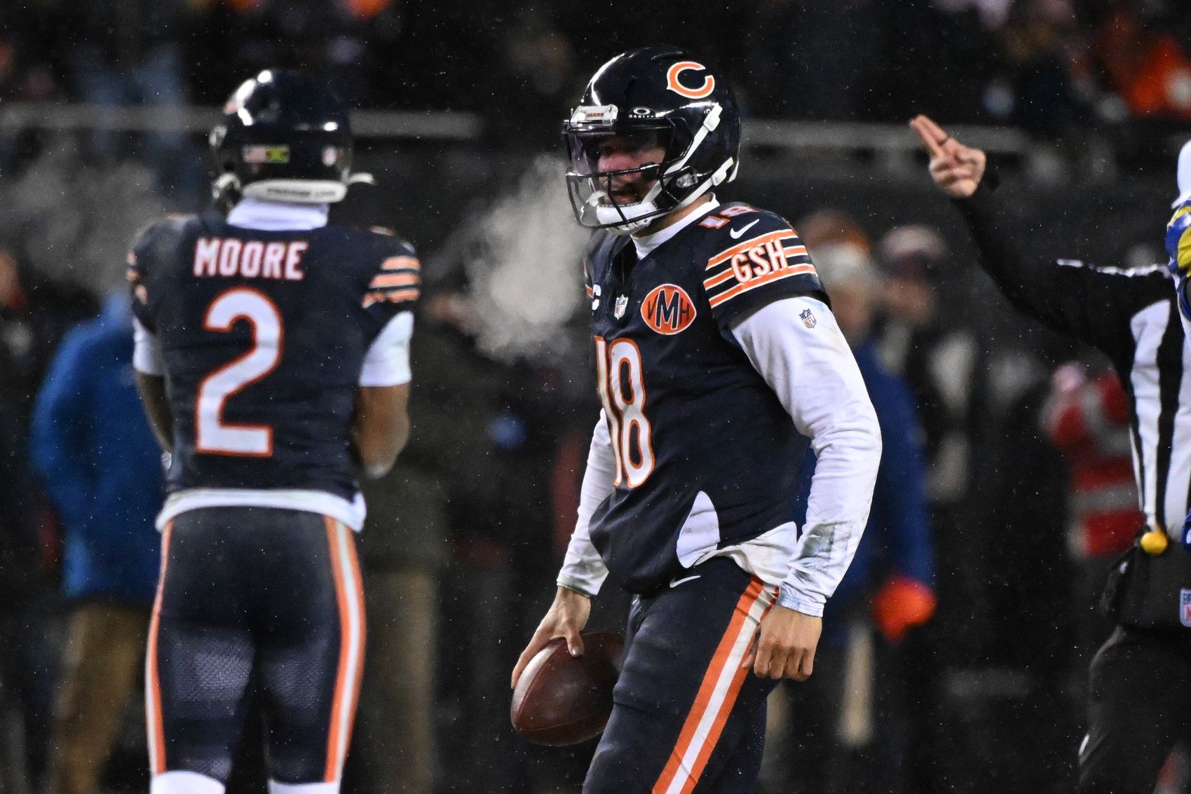 in Chicago Bears quarterback Caleb Williams (18) during an NFC Divisional Round game against the Los Angeles Rams at Soldier Field.
