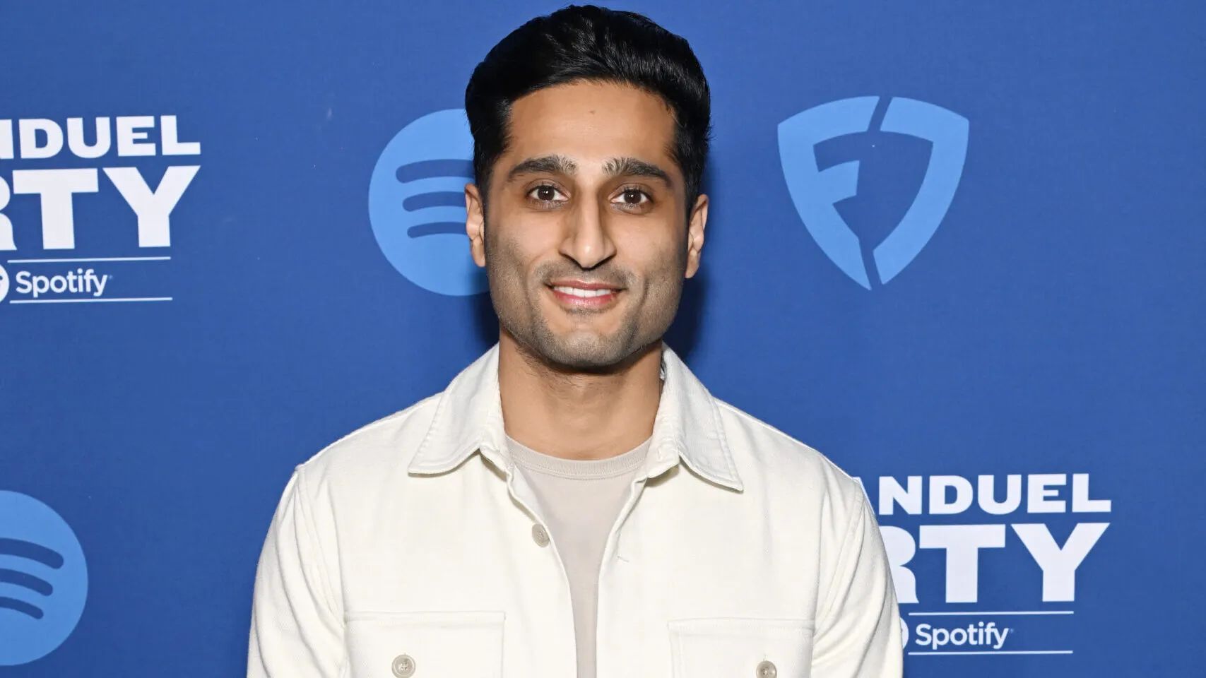 How Old Is Shams Charania? A Look at the ESPN NBA Insider's Age and Reporting Career