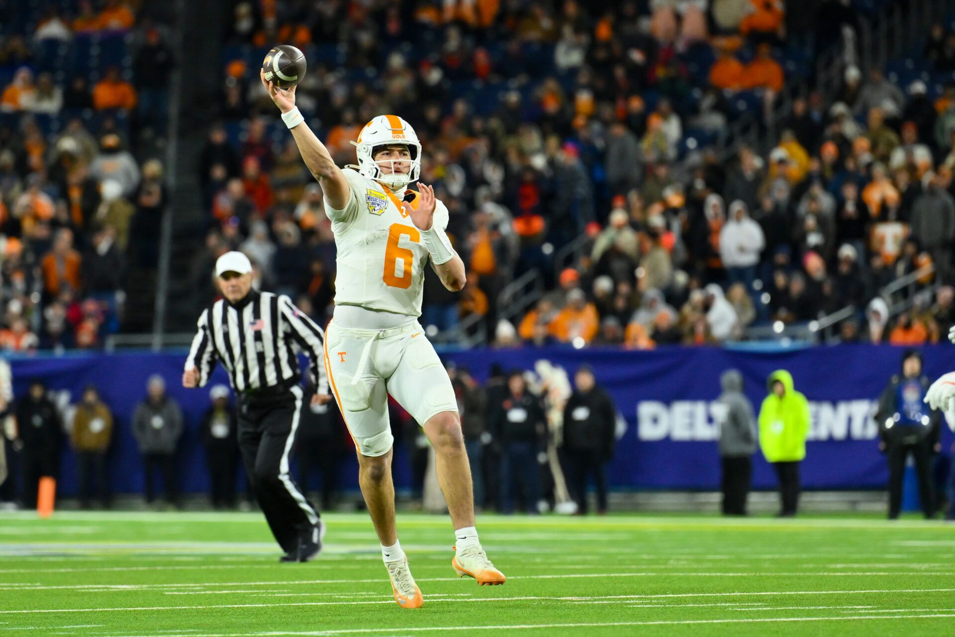 Tennessee Volunteers quarterback Joey Aguilar (6) throws a pass against the Illinois Fighting Illini during the first half at Nissan Stadium.