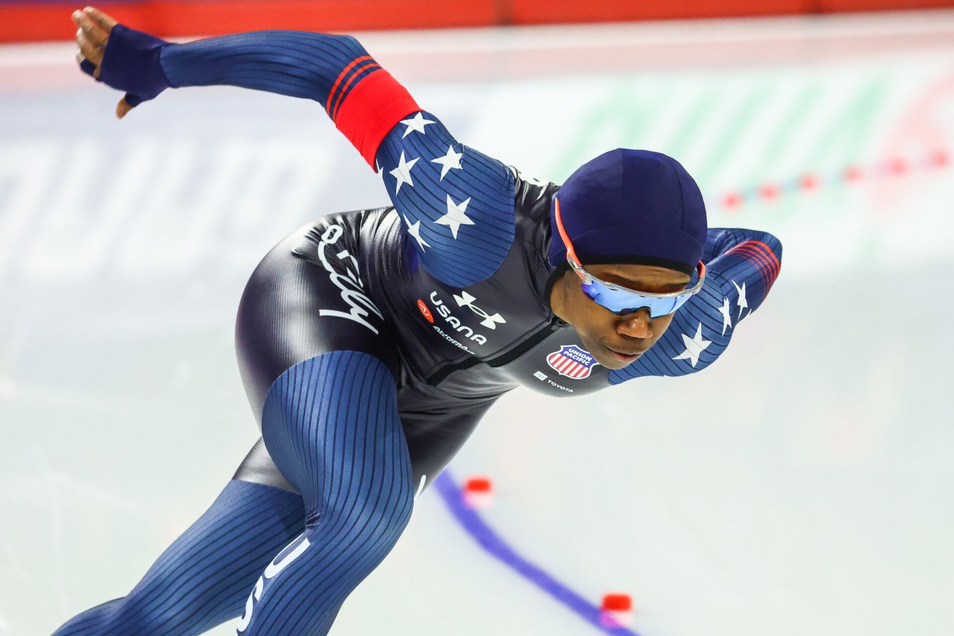 Erin Jackson of the USA competes in the women's 1000m during the ISU Speedskating World Cup at Calgary Olympic Oval.