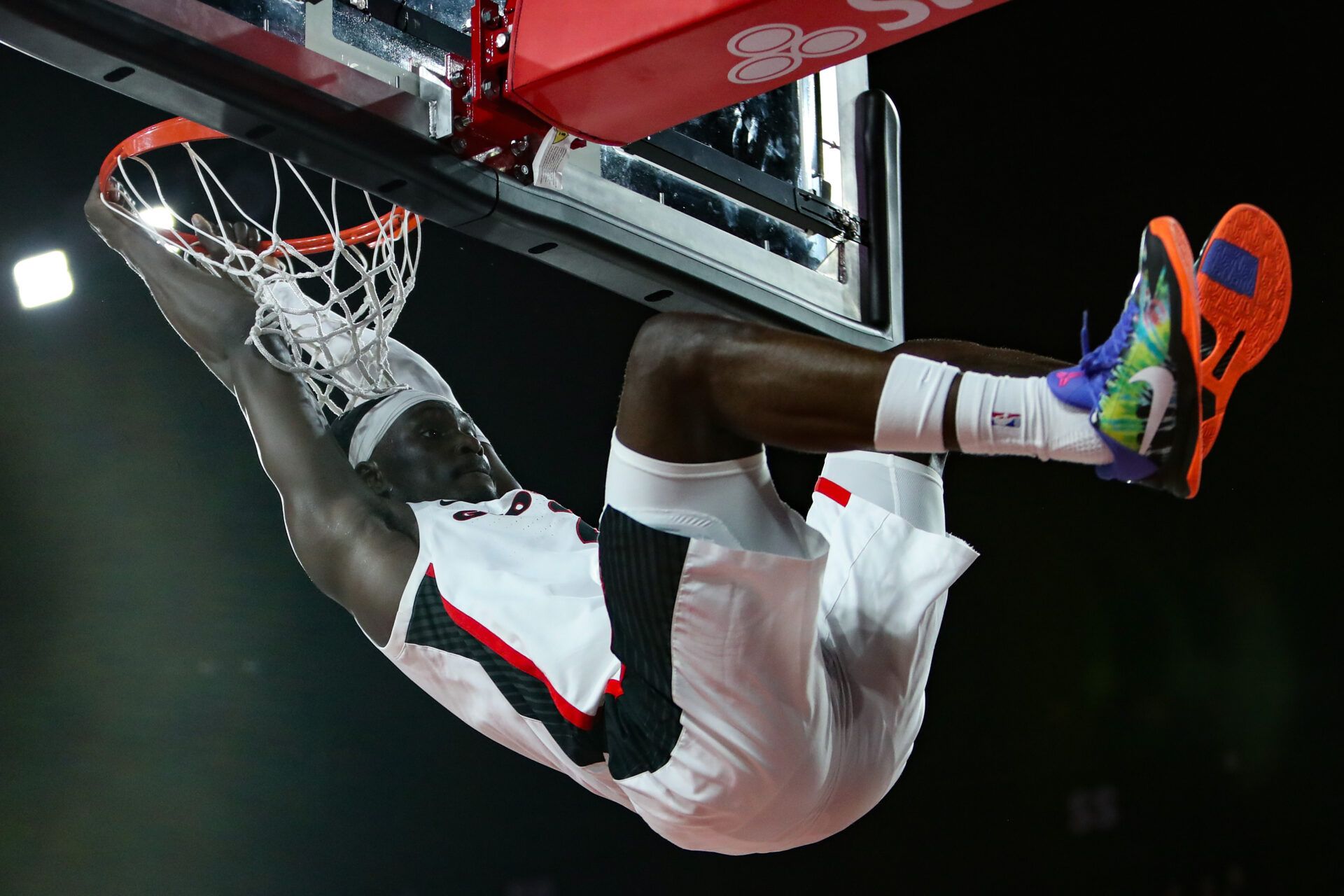Georgia Bulldogs center Somto Cyril (2) dunks against the Western Carolina Catamounts in the first half at Stegeman Coliseum.