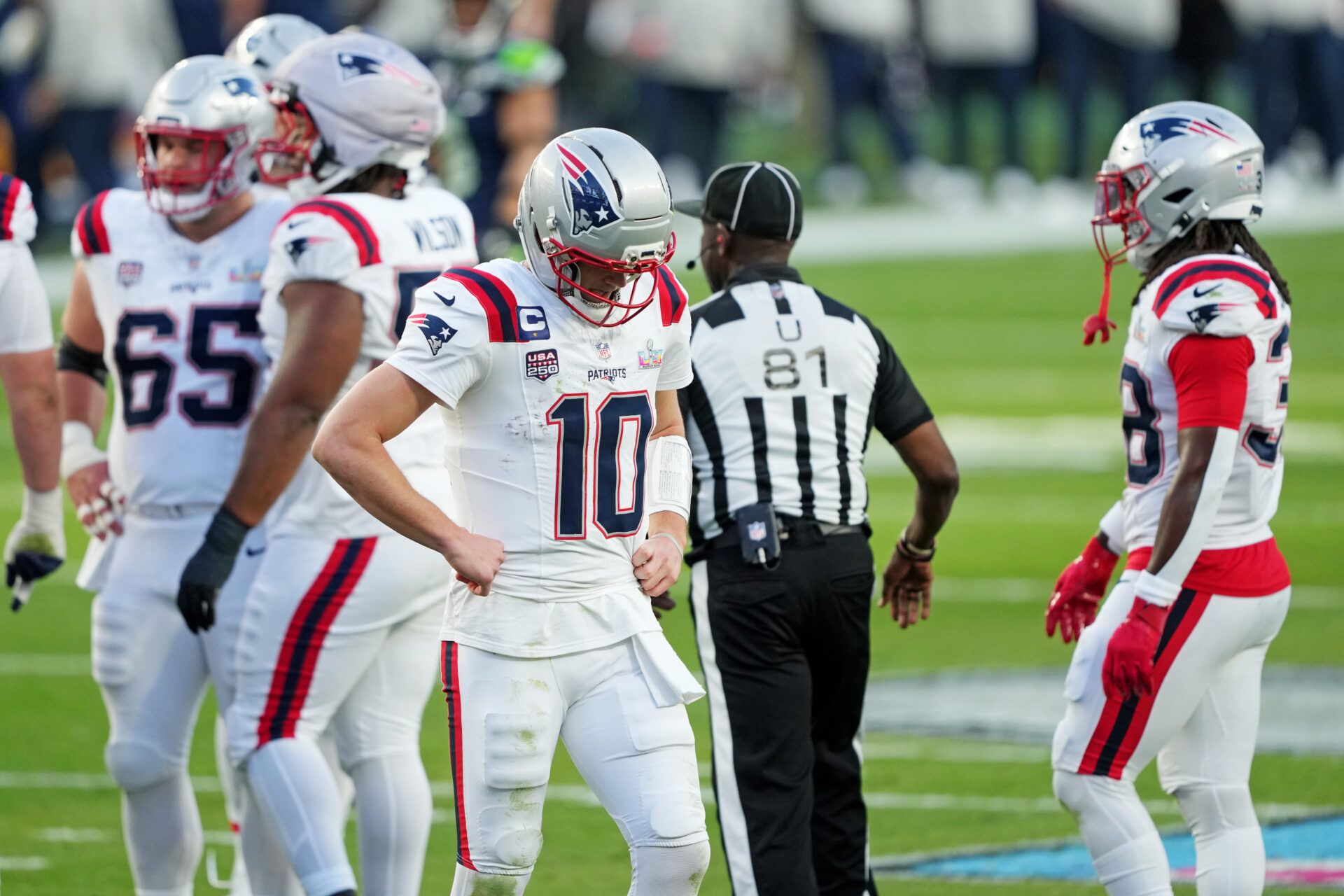 New England Patriots quarterback Drake Maye (10) reacts after a play during the second quarter against the Seattle Seahawks in Super Bowl LX at Levi's Stadium.