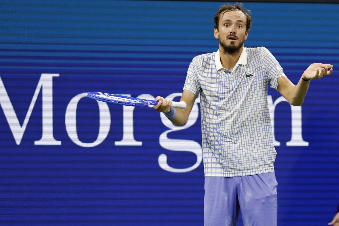 Daniil Medvedev gestures after losing a point against Benjamin Bonzi (FRA)(R) on day one of the 2025 US Open at USTA Billie Jean King National Tennis Center.