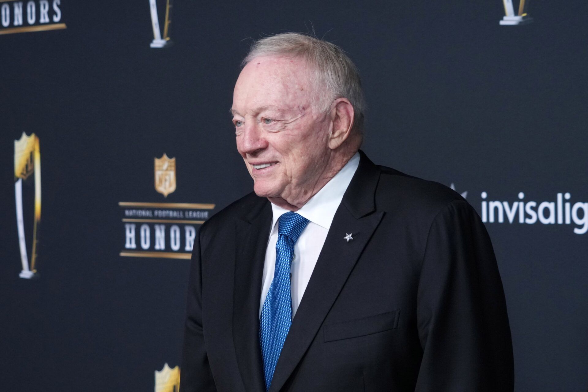 Dallas Cowboys owner Jerry Jones poses on the NFL Honors Red Carpet before Super Bowl LX at Palace of Fine Arts.