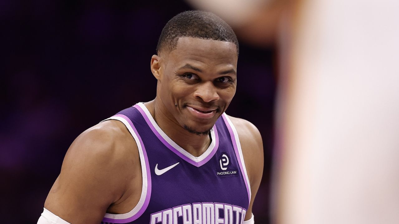 NBA World Reacts to Kings Ruling Out 6 Veterans To ‘Out-Tank’ Jazz: ‘Pure Comedy’