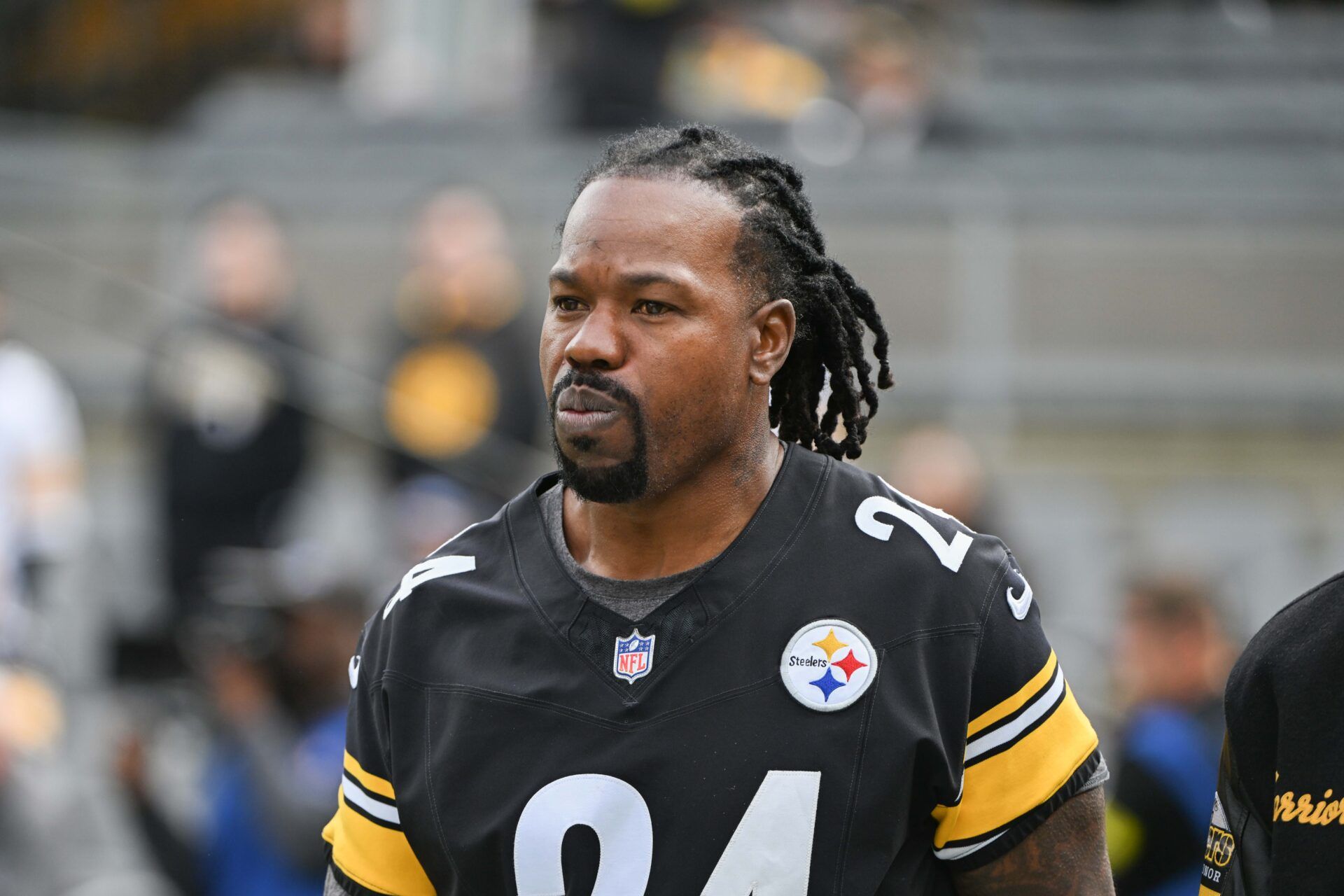 Former Pittsburgh Steelers linebacker Joey Porter Sr.  watches warm ups against Indianapolis Colts at Acrisure Stadium.