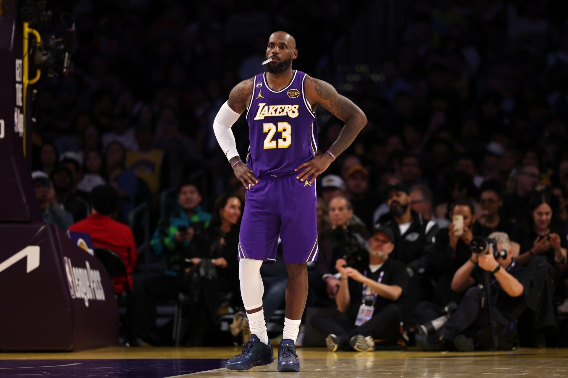 Los Angeles Lakers forward LeBron James (23) looks on during the second half against the Oklahoma City Thunder at Crypto.com Arena.