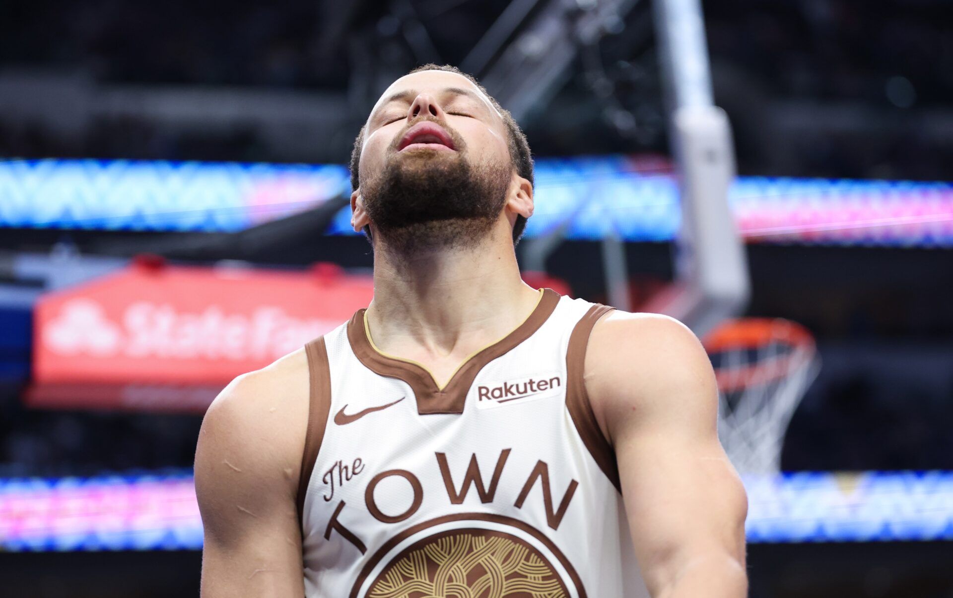 Golden State Warriors guard Stephen Curry (30) reacts against the Dallas Mavericks during the second half at American Airlines Center.