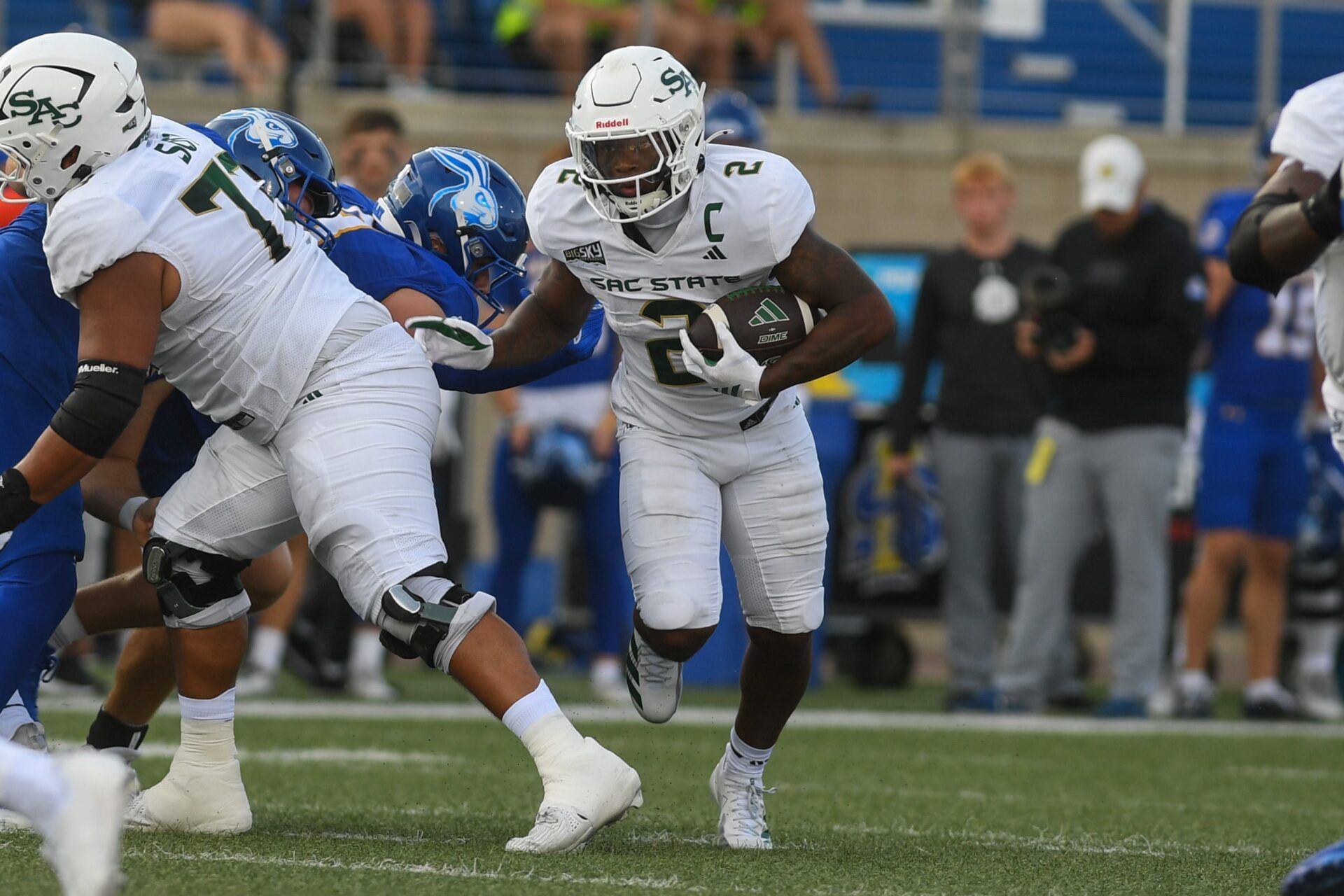 Sacramento State Hornets running back Rodney Hammond Jr. (2) runs the ball through an opening on Saturday, Aug. 30, 2025, at Dana J. Dykhouse Stadium in Brookings, South Dakota.