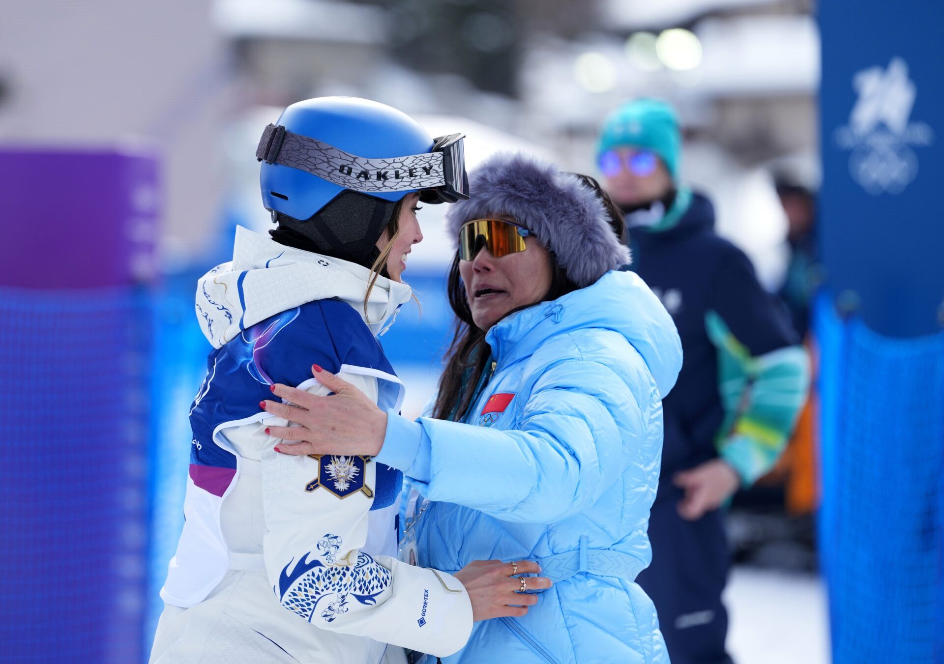 Who Are Eileen Gu's Parents? Inside the Family and Support System ...