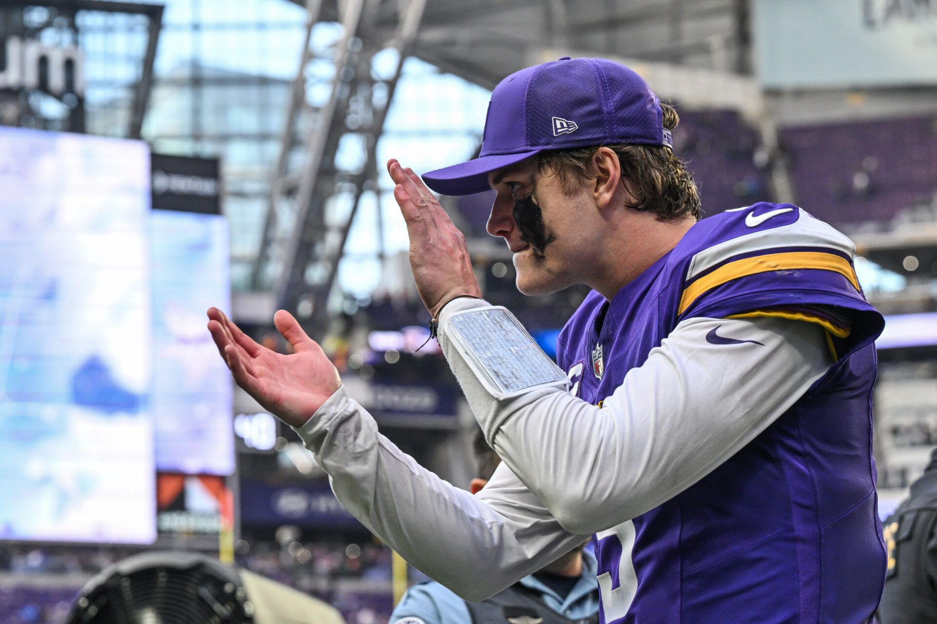 Minnesota Vikings quarterback J.J. McCarthy (9) reacts during the fourth quarter at U.S. Bank Stadium.