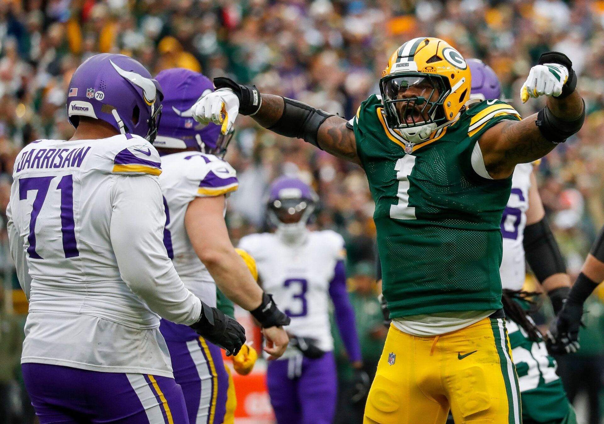 Green Bay Packers defensive end Micah Parsons (1) celebrates after sacking Minnesota Vikings quarterback J.J. McCarthy (9) on Sunday, November 23, 2025, at Lambeau Field in Green Bay, Wis. The Packers won the game, 23-6.
Tork Mason/USA TODAY NETWORK-Wisconsin