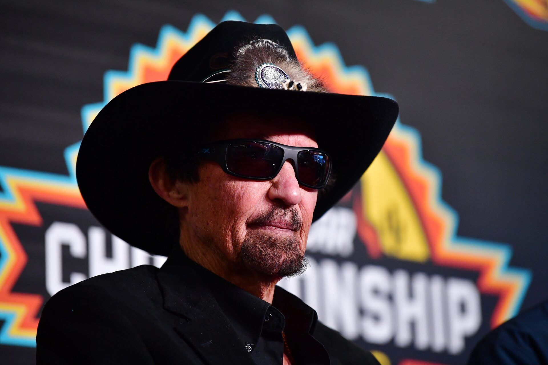 Richard Petty Sounds Alarm: NASCAR Lacks a Defining Star, Threatening the Sport’s Future