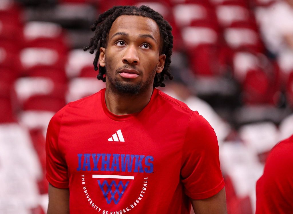 Kansas Star Darryn Peterson’s Habit of Checking Out of Games Early May Impact His NBA Draft Stock Kansas Star Darryn Peterson’s Habit of Checking Out of Games Early May Impact His NBA Draft Stock