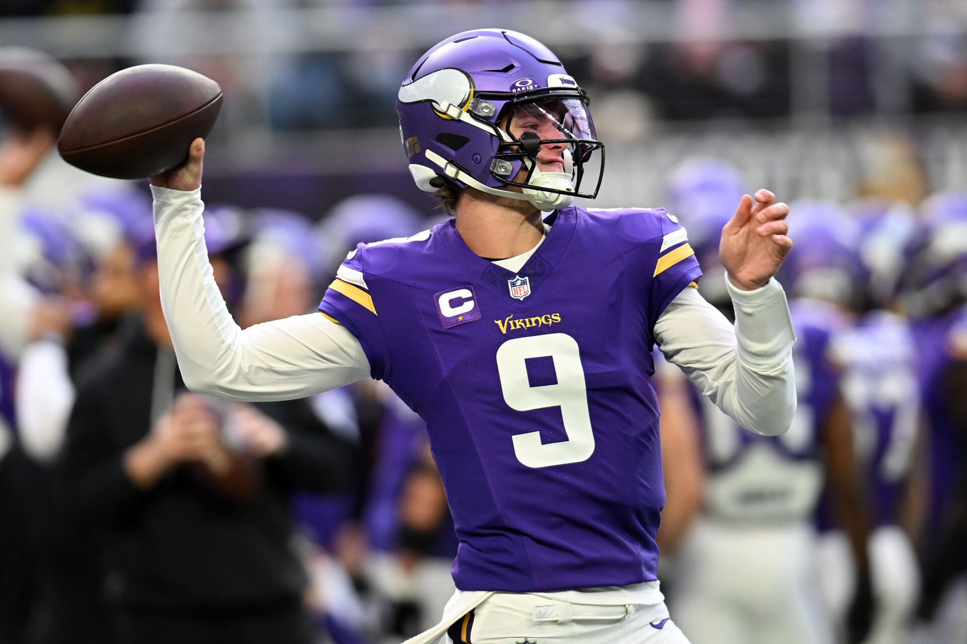 Minnesota Vikings quarterback J.J. McCarthy (9) practices before the game at U.S. Bank Stadium.