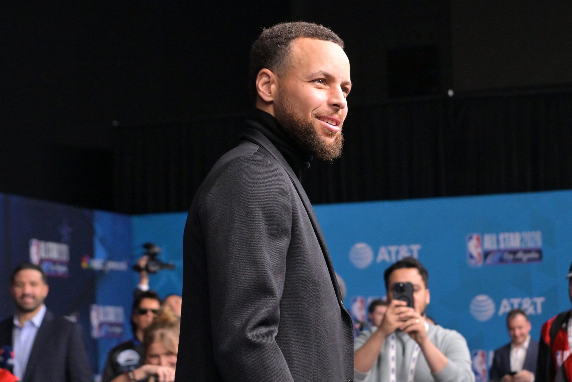 Team USA Stripes guard Stephen Curry (30) of the Golden State Warriors on the red carpet before the 75th NBA All Star Game at Intuit Dome.