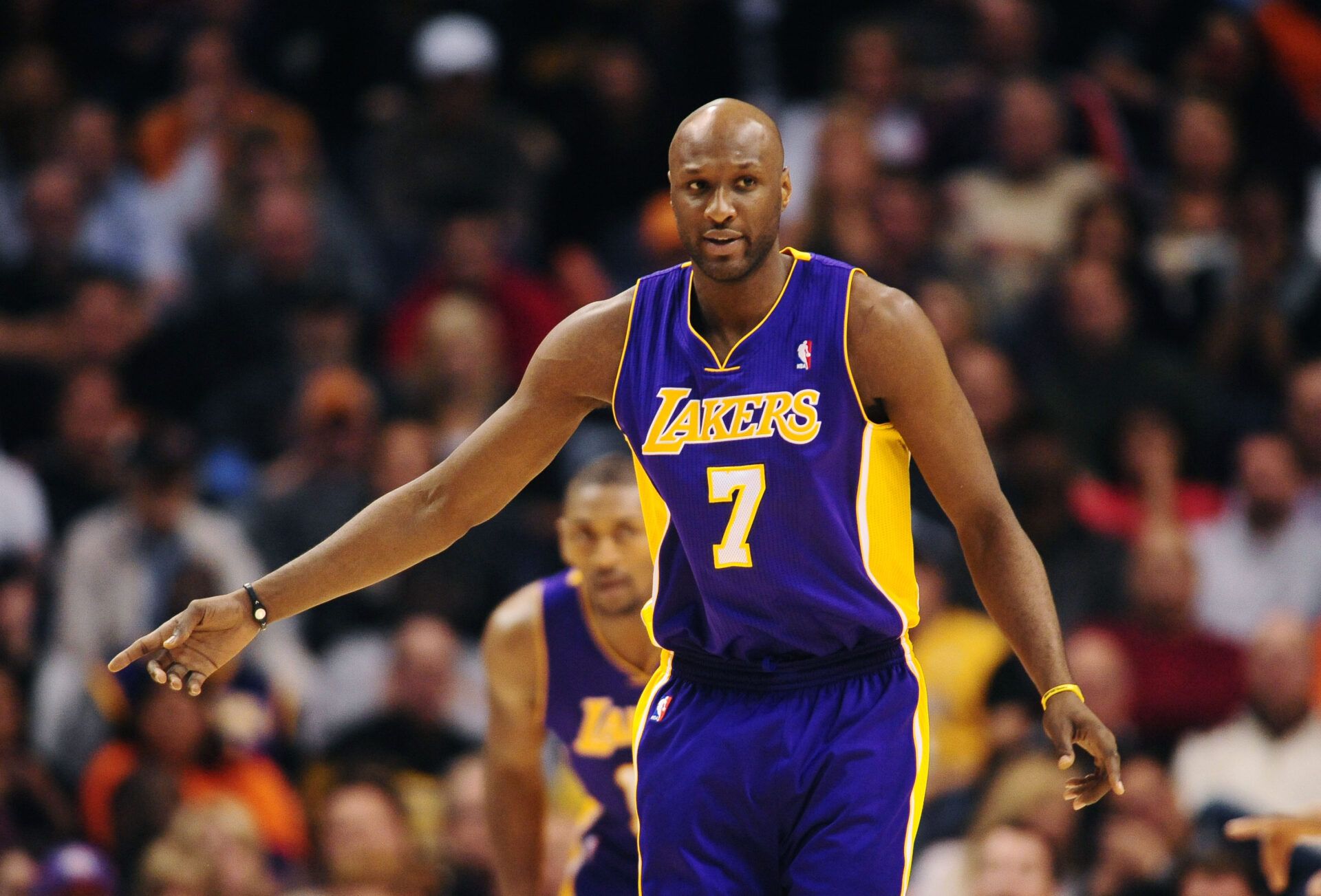 Jan. 5, 2011; Phoenix, AZ, USA; Los Angeles Lakers forward (7) Lamar Odom against the Phoenix Suns at the US Airways Center. The Lakers defeated the Suns 99-95.