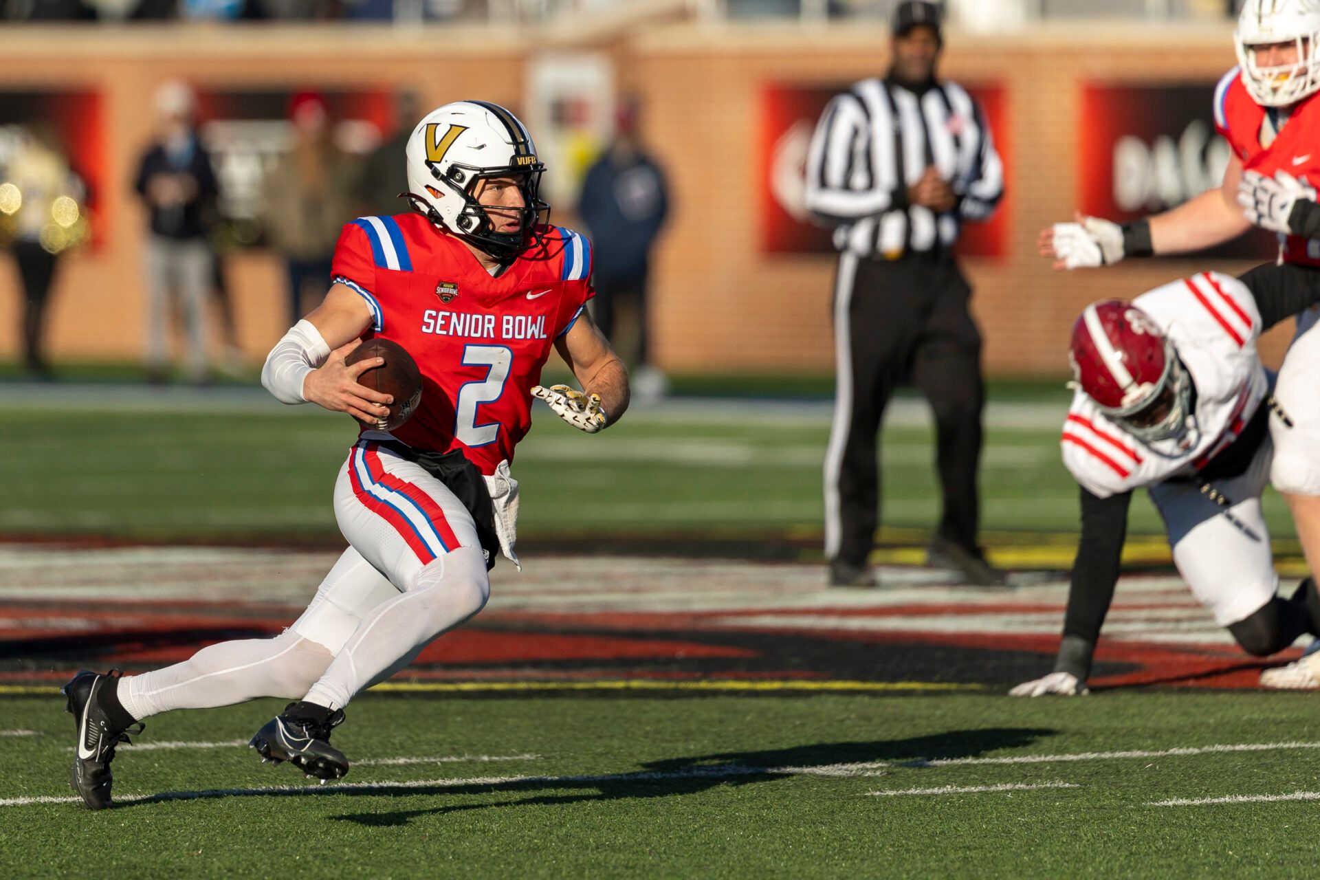 National quarterback Diego Pavia (2) of Vanderbilt runs the ball during the second half of the 2026 Senior Bowl at University of South Alabama, Hancock Whitney Stadium.