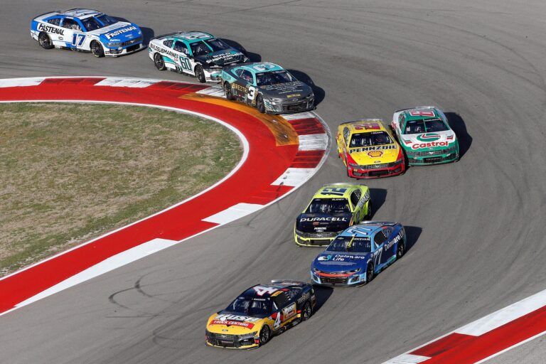NASCAR Cup Series driver Noah Gragson (4) leads a group during the EchoPark Automotive Grand Prix at Circuit of the Americas.