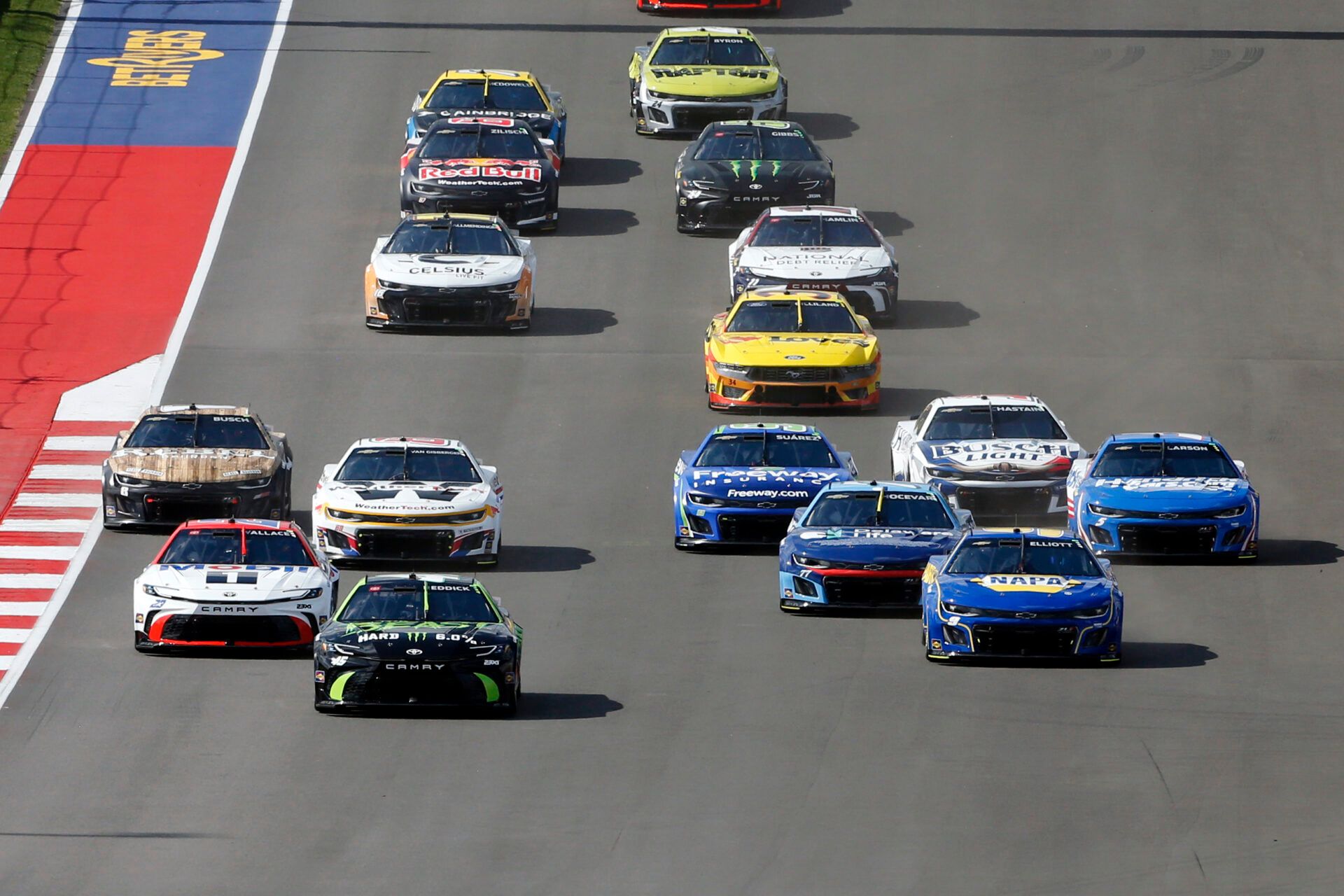 NASCAR’s Global Ascent: Record Crowds and International Fanfare at Circuit of the Americas