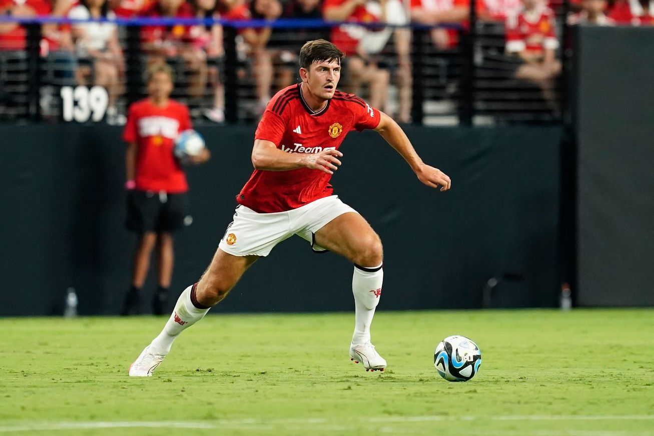 Manchester United defender Harry Maguire (5) moves the ball during the first half against Borussia Dortmund at Allegiant Stadium.