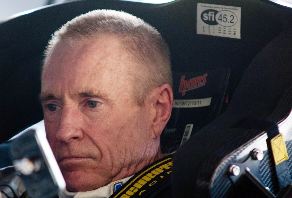 Mark Martin Calls for NASCAR Transparency on Phoenix Payouts, Sparking Prize Money Debate