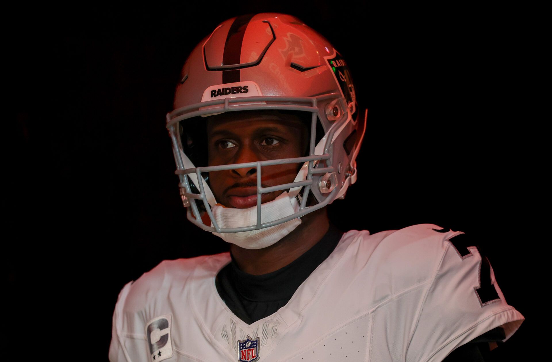 Las Vegas Raiders quarterback Geno Smith (7) waits in the tunnel before playing against the Houston Texans at NRG Stadium.