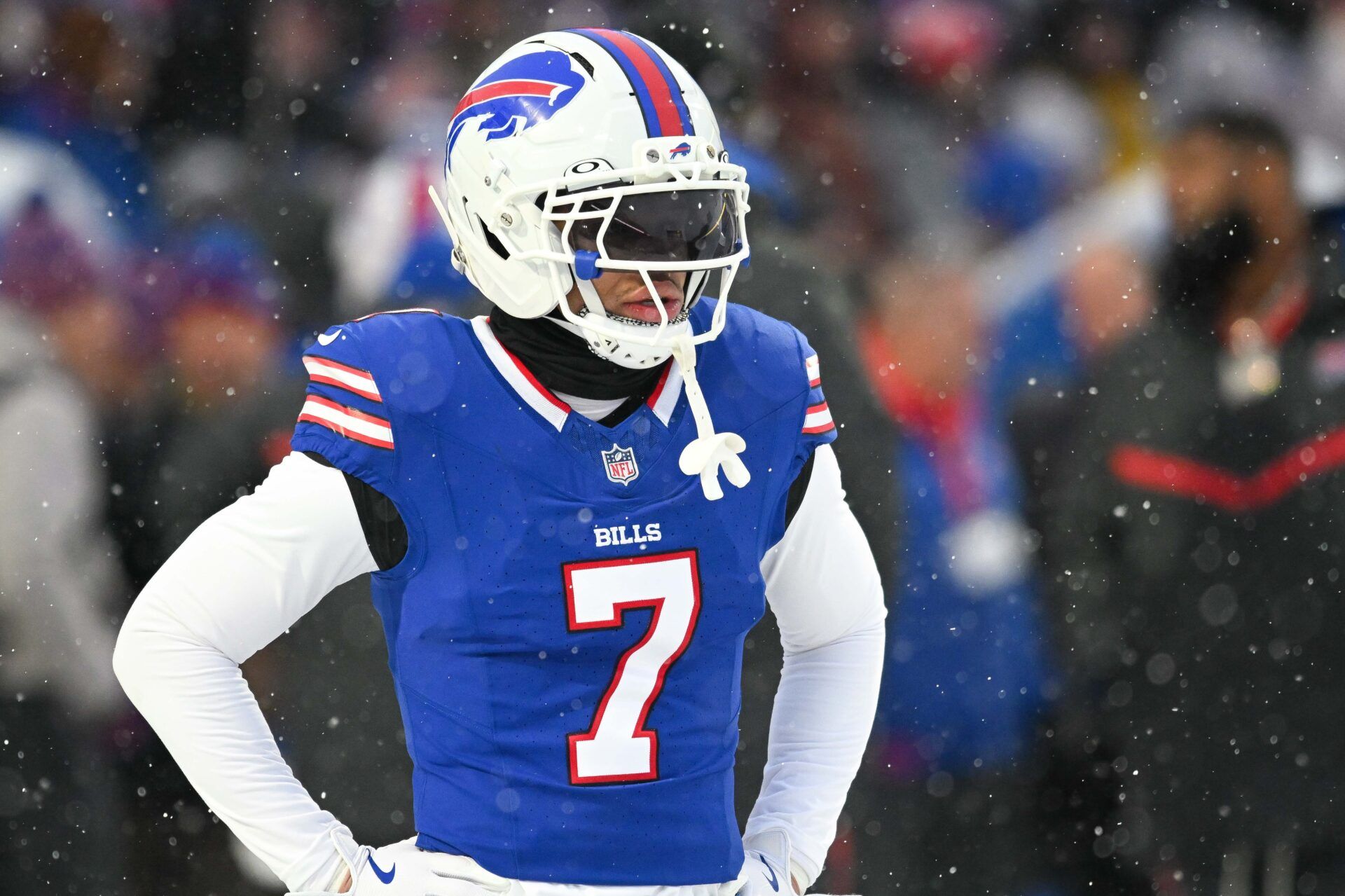 Buffalo Bills cornerback Taron Johnson (7) warms up before a game against the Cincinnati Bengals at Highmark Stadium.