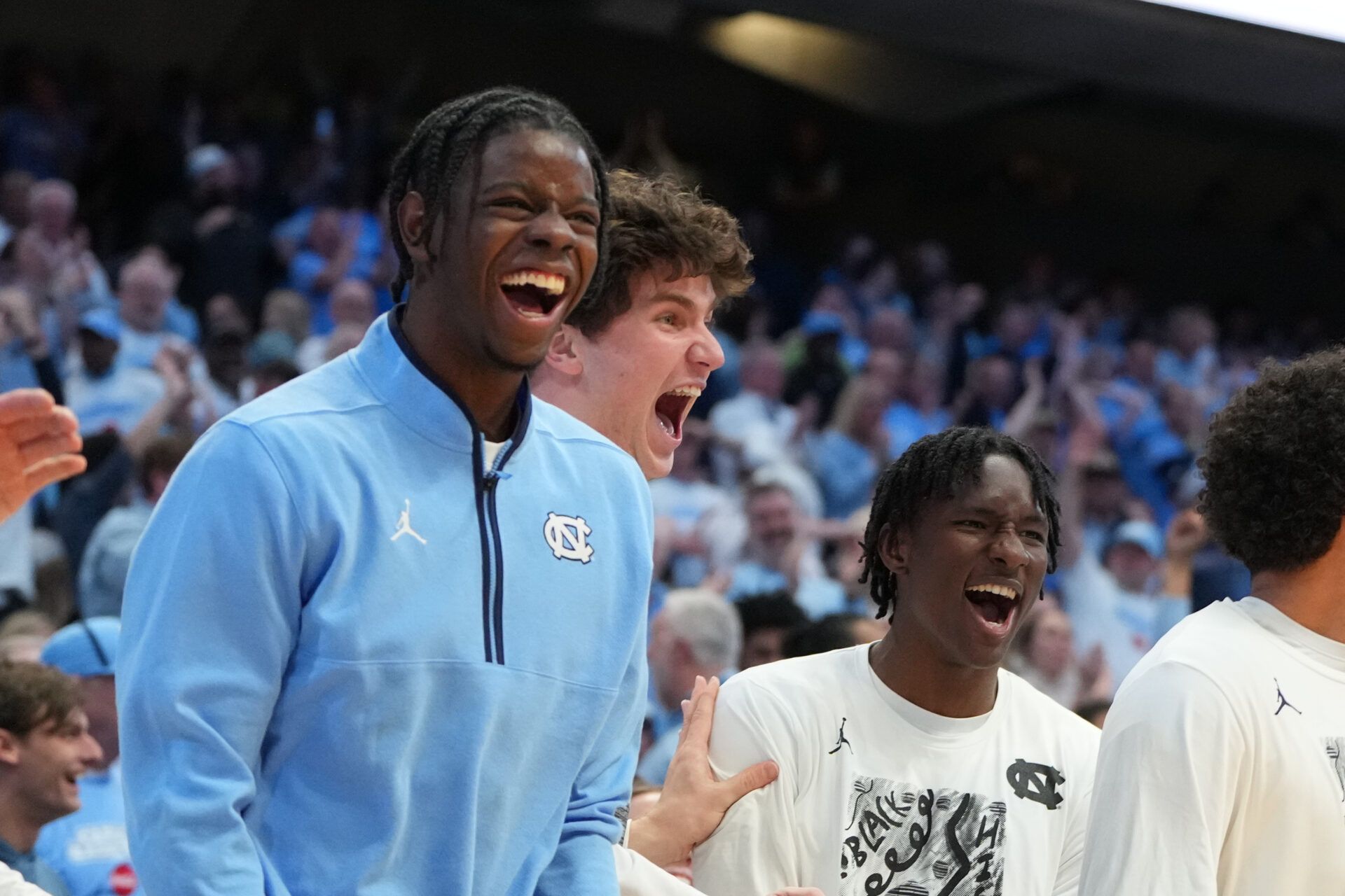 North Carolina Tar Heels forward Caleb Wilson (8) and the bench react in the second half at Dean E. Smith Center.