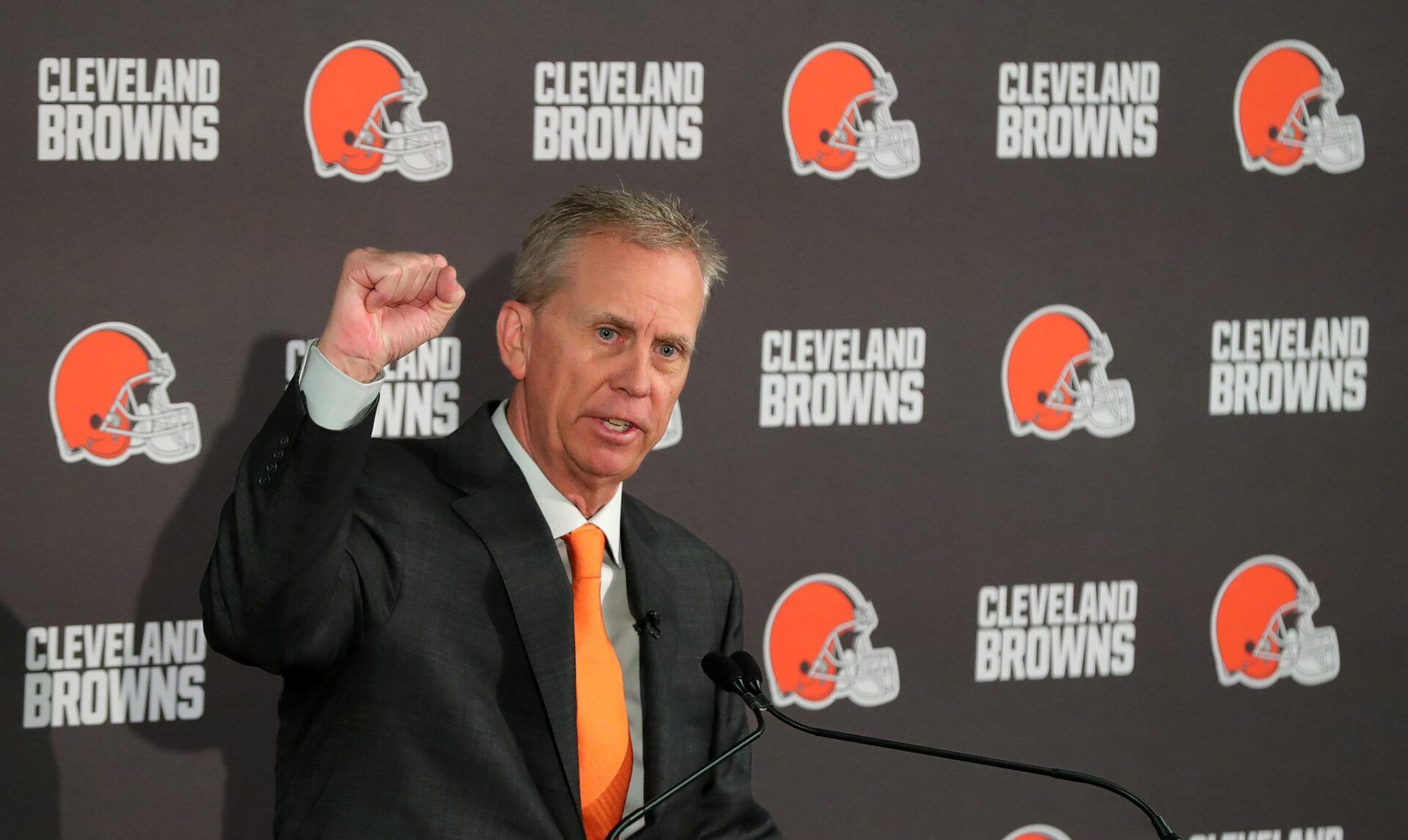 Browns Eyeing Mike Evans Reunion with HC Todd Monken in Free Agency