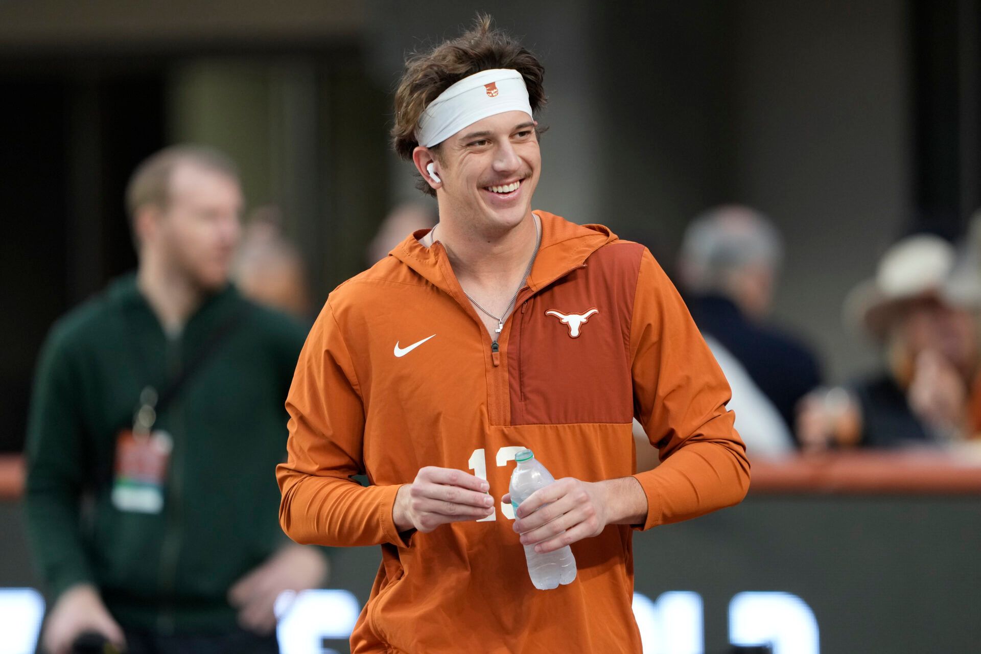 Mack Brown Offers Support to Parker Livingstone After Oklahoma Transfer
