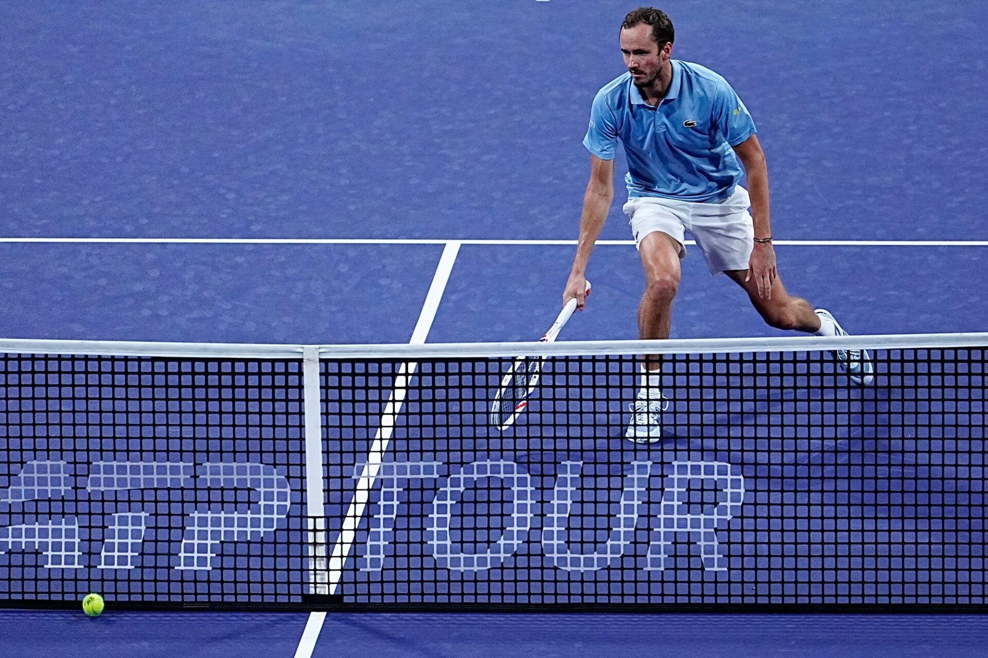 Indian Wells Showdown: Medvedev vs. Michelsen – A Tactical Battle for Supremacy