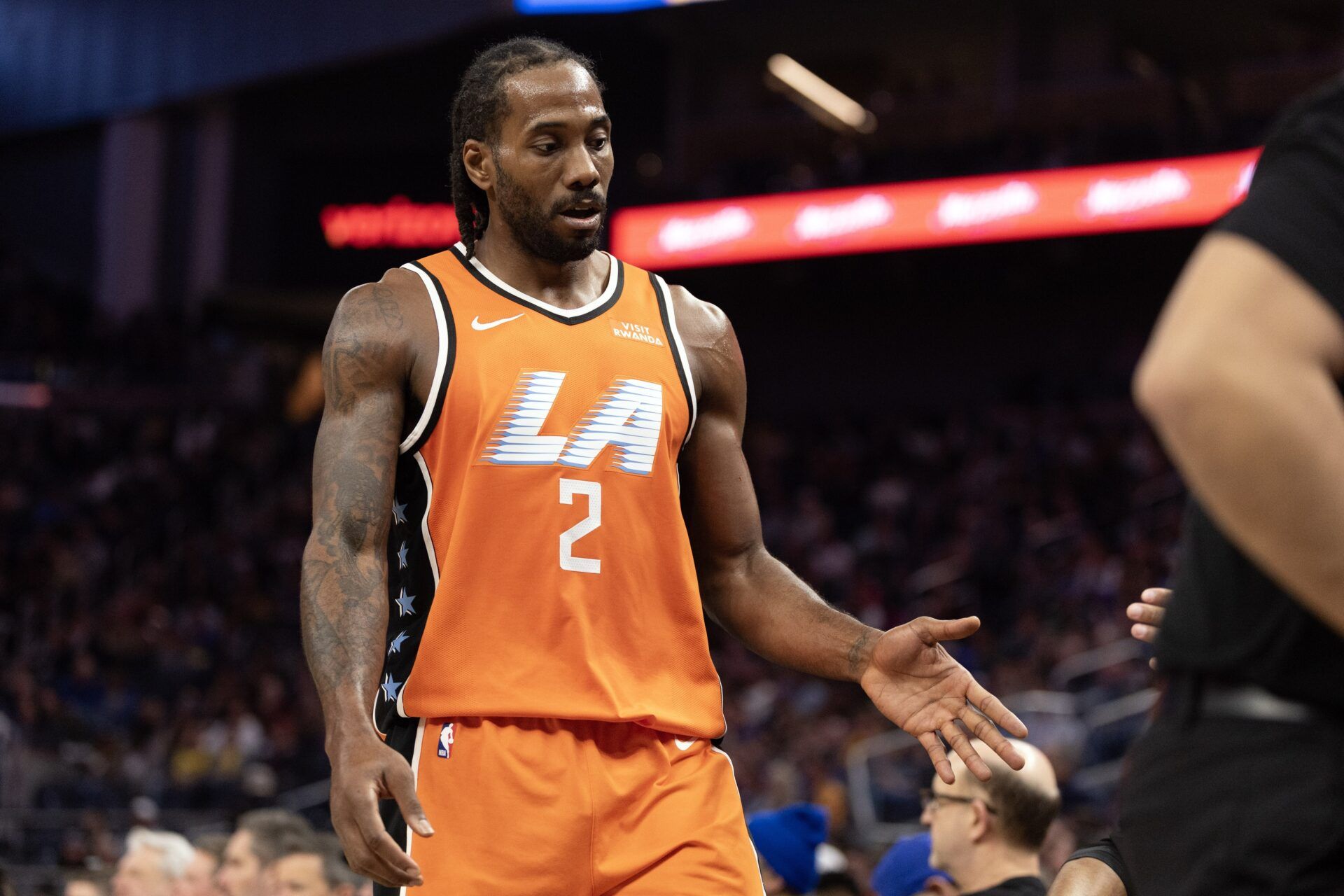 Los Angeles Clippers forward Kawhi Leonard (2) walks back to the bench during the third quarter against the Golden State Warriors at Chase Center.