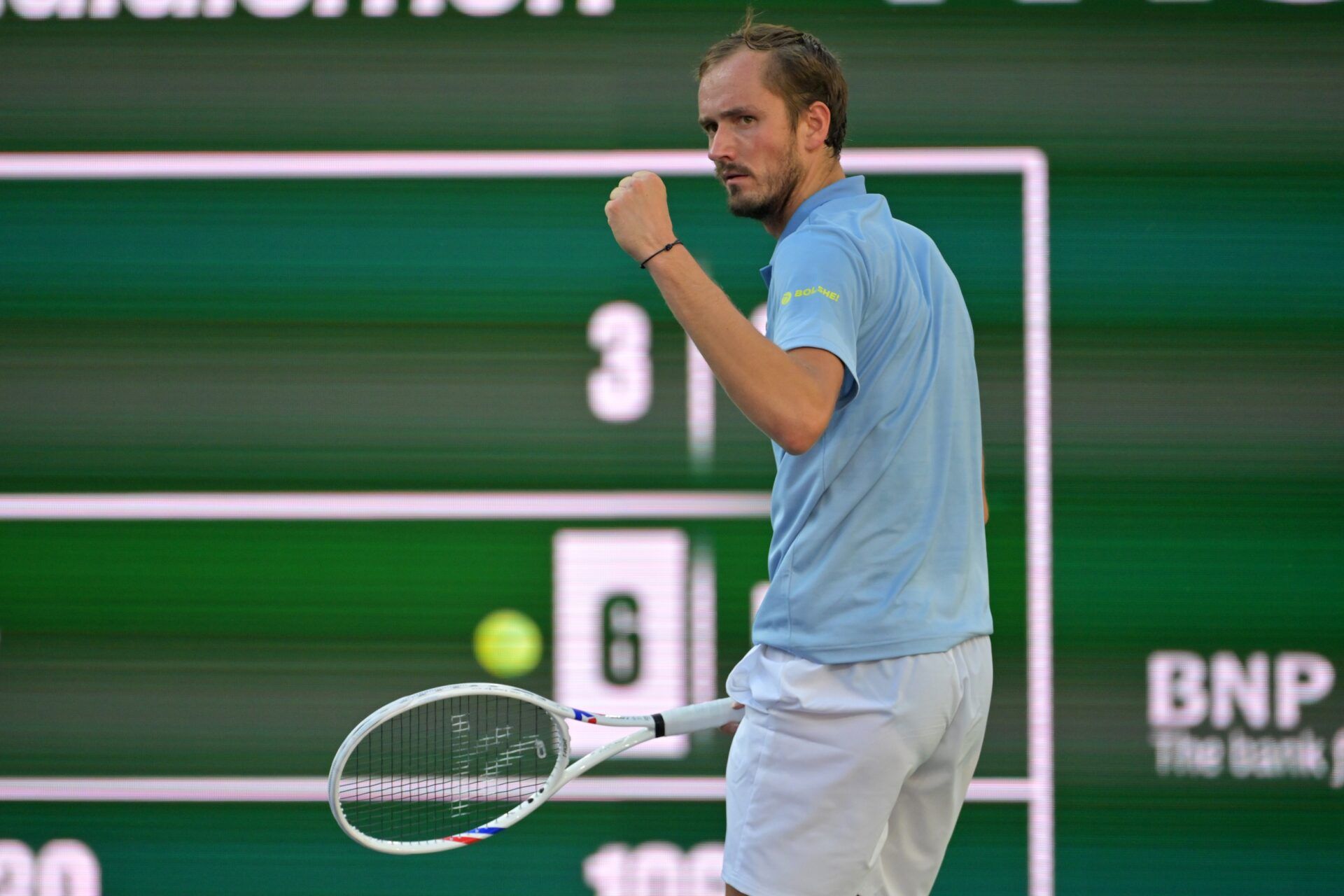 Daniil Medvedev's Aggression Against Carlos Alcaraz Draws Brad Gilbert's Praise After Indian Wells Upset