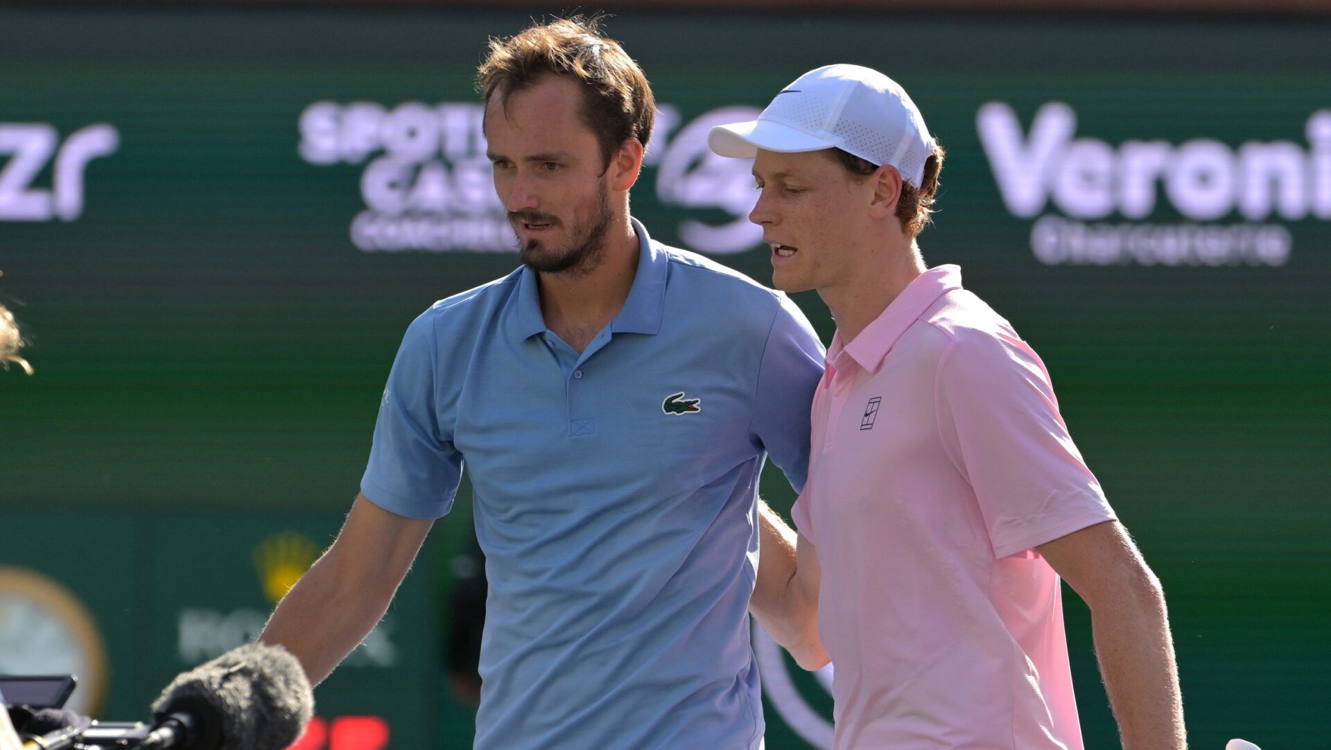 Daniil Medvedev (RUS) shake shands with Jannik Sinner (ITA) after the menÕs final of the BNP Paribas Open at the Indian Wells Tennis Garden.