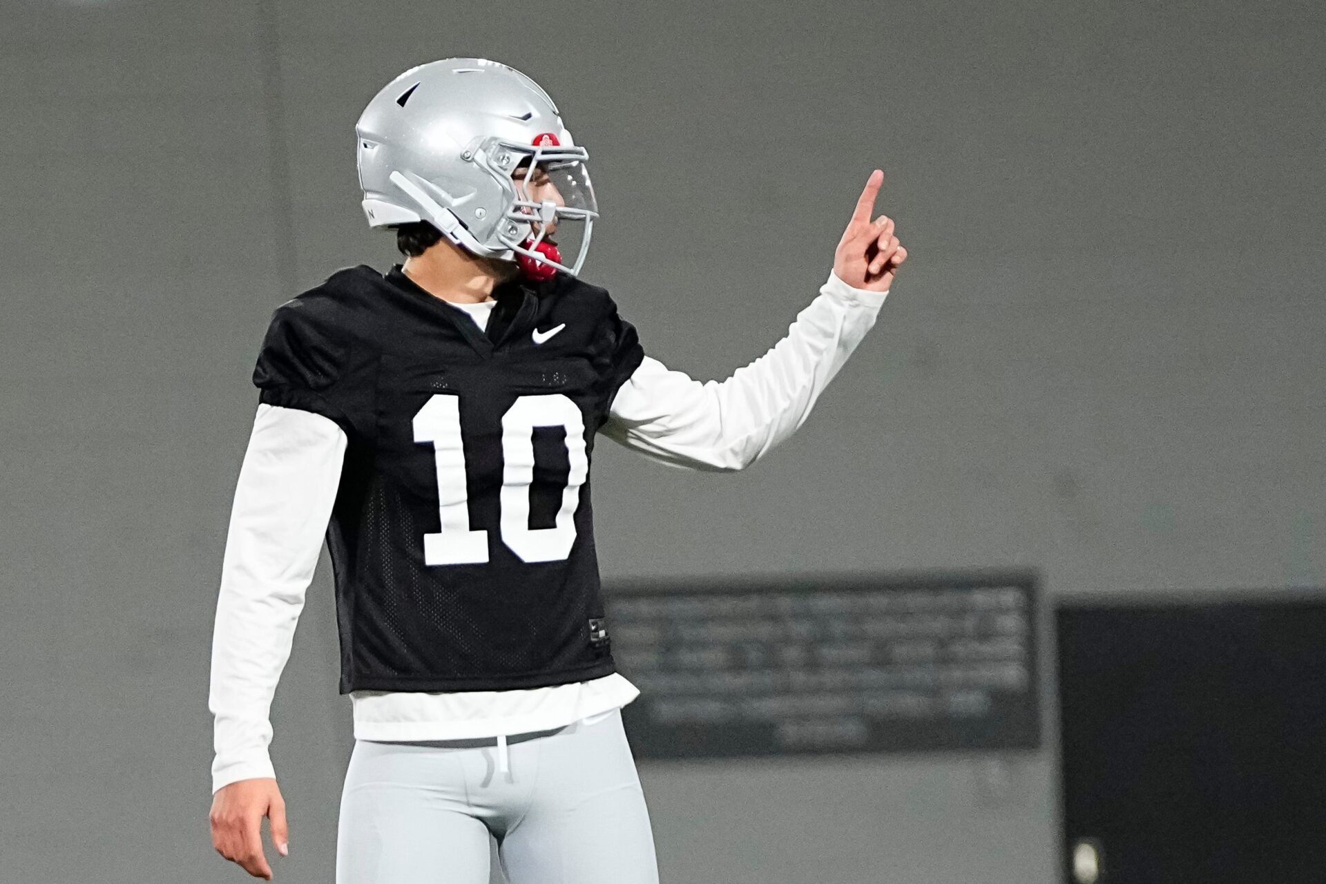 Ohio State’s Julian Sayin Poised for Explosive 2026 Season with Elite Receiving Duo