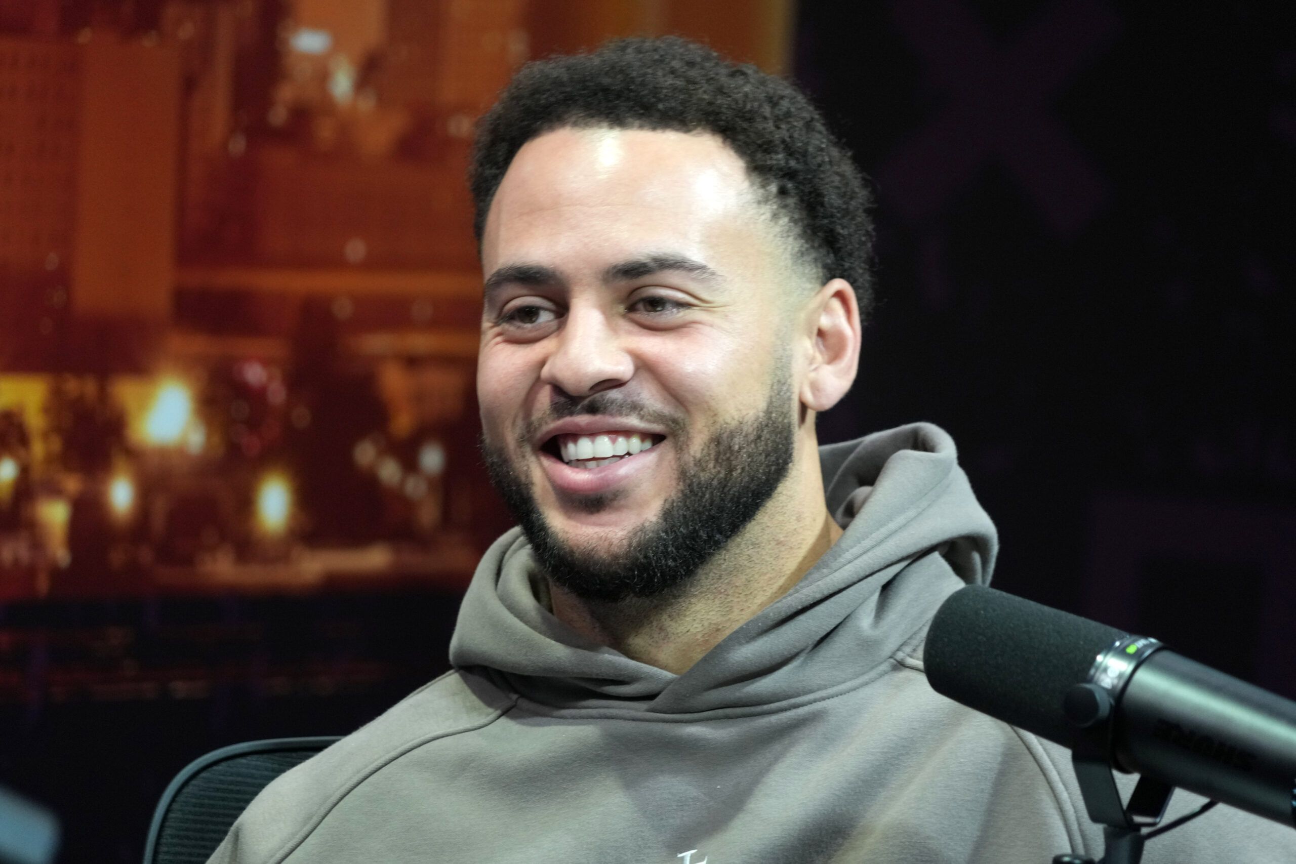 Michael Pittman Jr. Endorses Will Howard, Mason Rudolph as Steelers Await Aaron  Rodgers