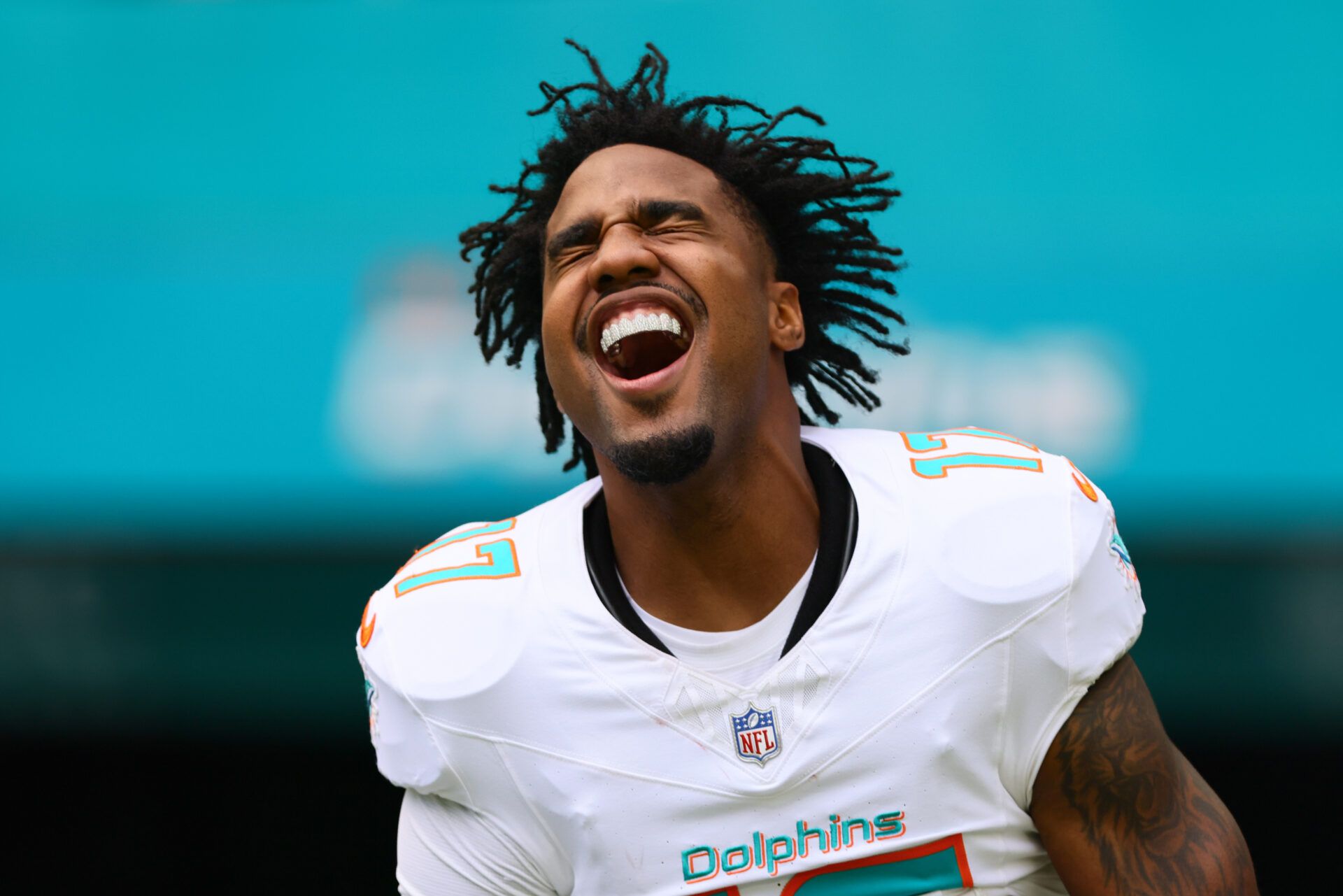 Miami Dolphins wide receiver Jaylen Waddle (17) reacts as he enters the field before the game against the Arizona Cardinals at Hard Rock Stadium.