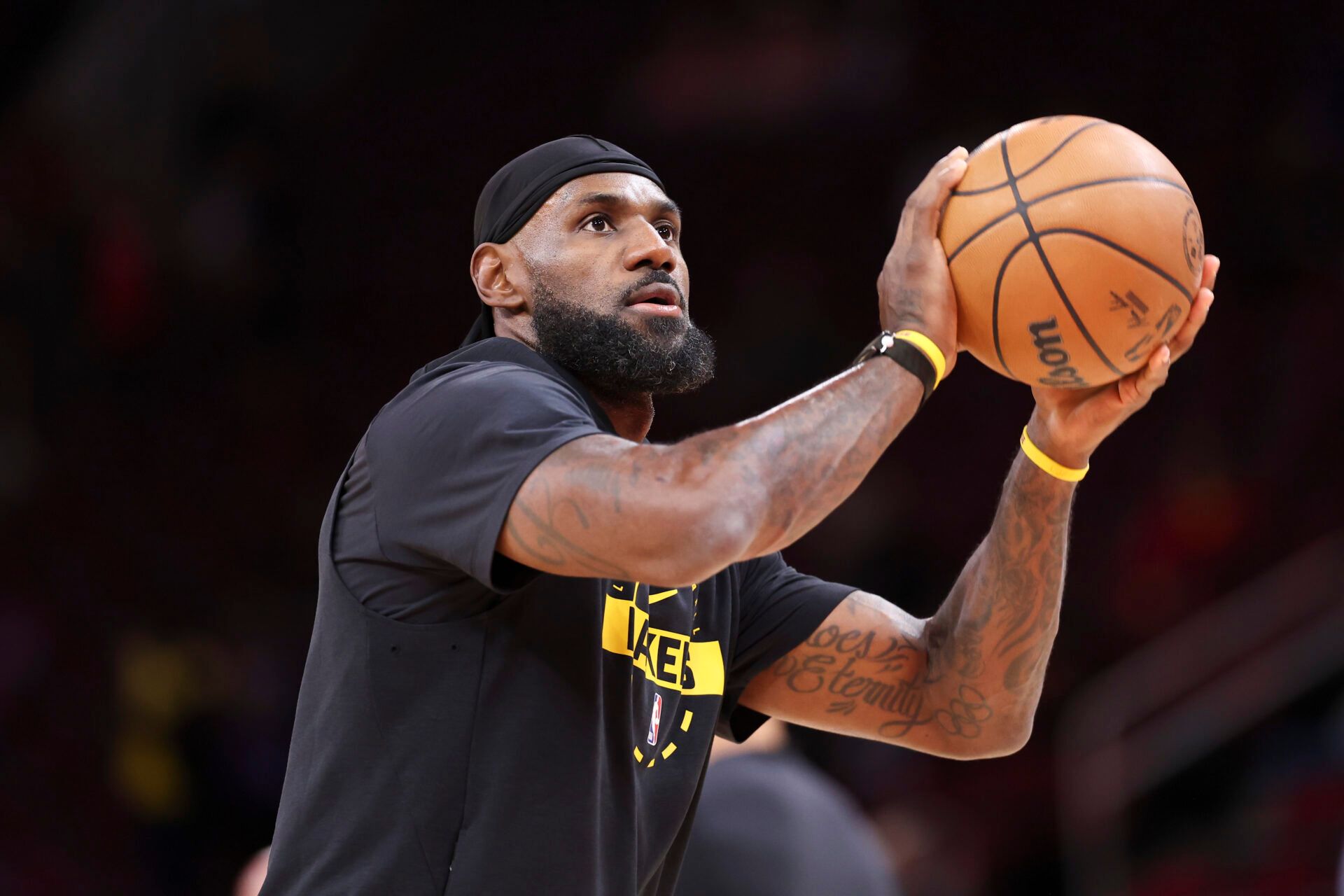 Los Angeles Lakers forward LeBron James (23) warms up before the game against the Houston Rockets at Toyota Center.