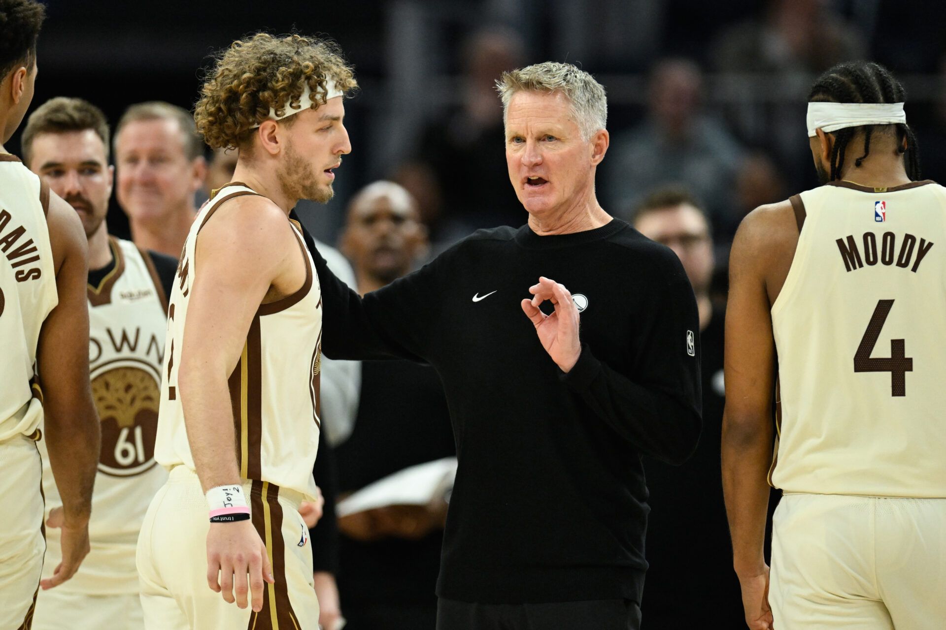 Kerr Admits Error: Blamed Wrong Player for Warriors Turnover in Loss to Knicks