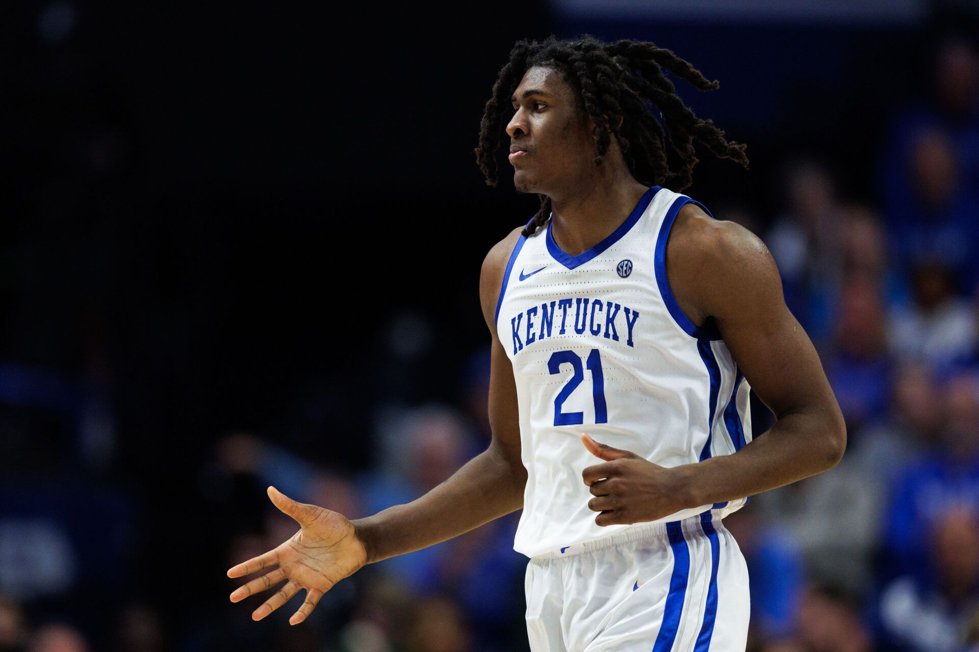Kentucky Wildcats forward Jayden Quaintance (21) fives a teammate during the second half against the Missouri Tigers at Rupp Arena at Central Bank Center.
