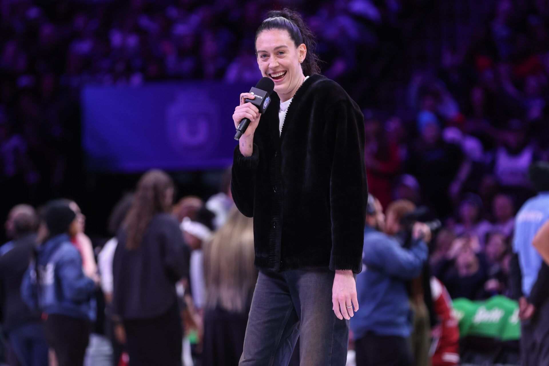 Mist BC wing Breanna Stewart (30) at Barclay's Center.