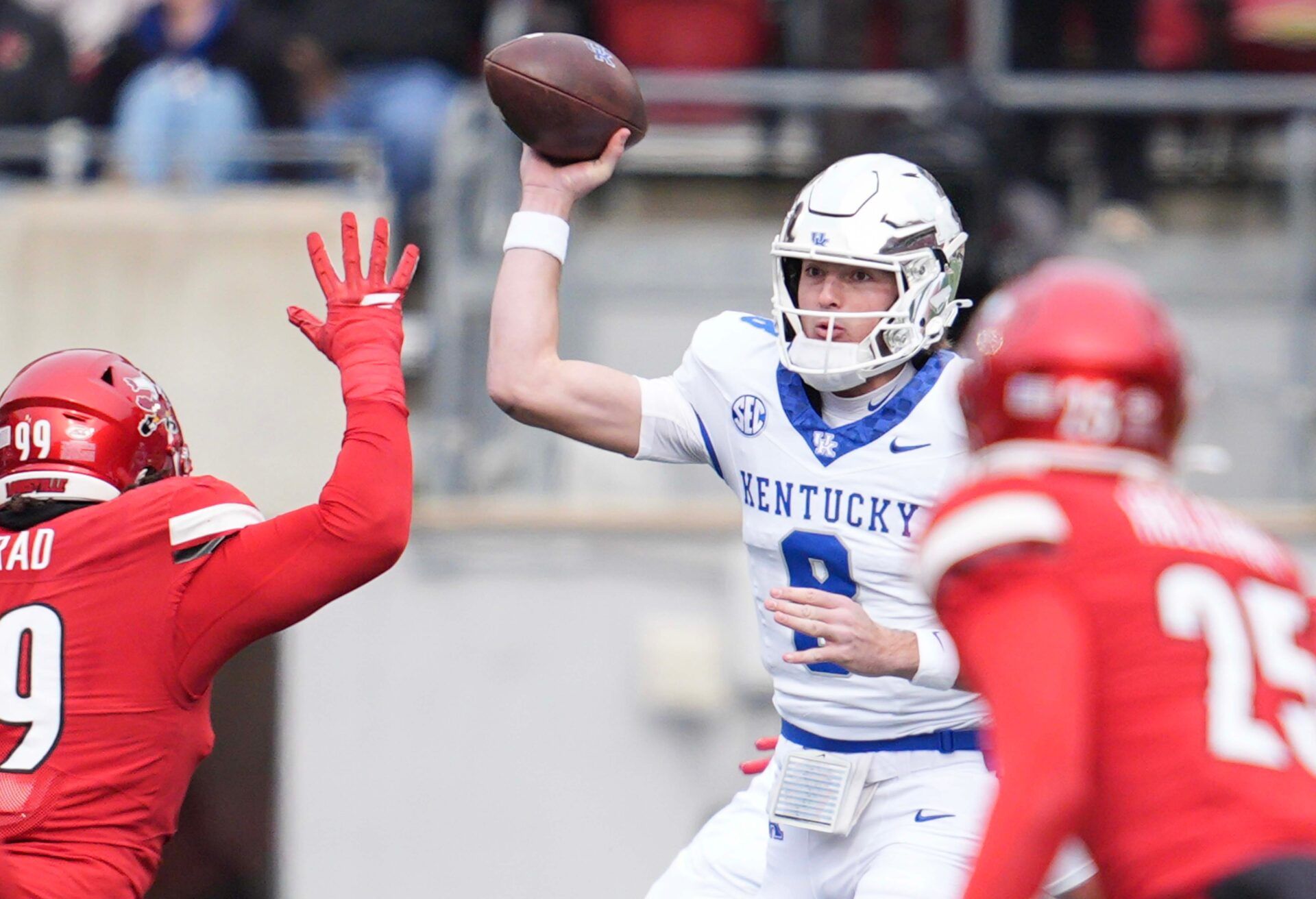 Kentucky Wildcats quarterback Cutter Boley (8) during the game against Louisville Saturday, November 29, 2025 in Louisville, Kentucky. The Cats fell to 5-7 with the 41-0 loss to the Cardinals; missing out on a bowl.