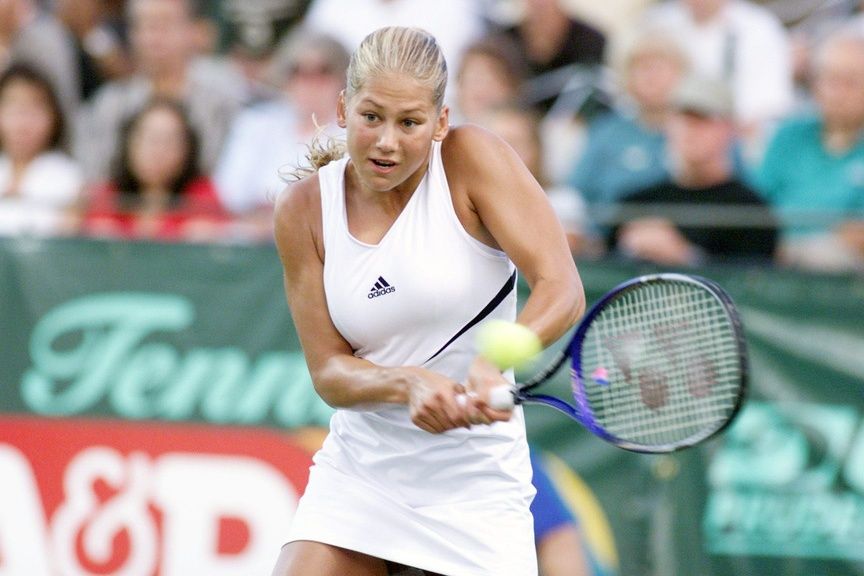 Anna Kournikova during her match in the quarterfinals between Kournikova and Mashona Washington at the A&P Tennis Classic at the Sheraton Crossroads hotel in Mahwah, N.J., on July 20, 2000.