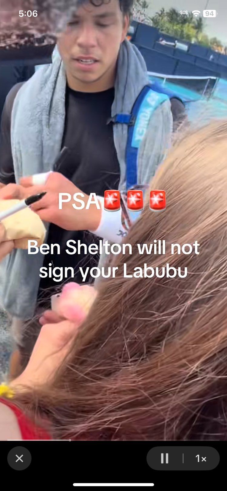 TikTok clip showing Shelton refusing to sign a fan's Labubu doll
